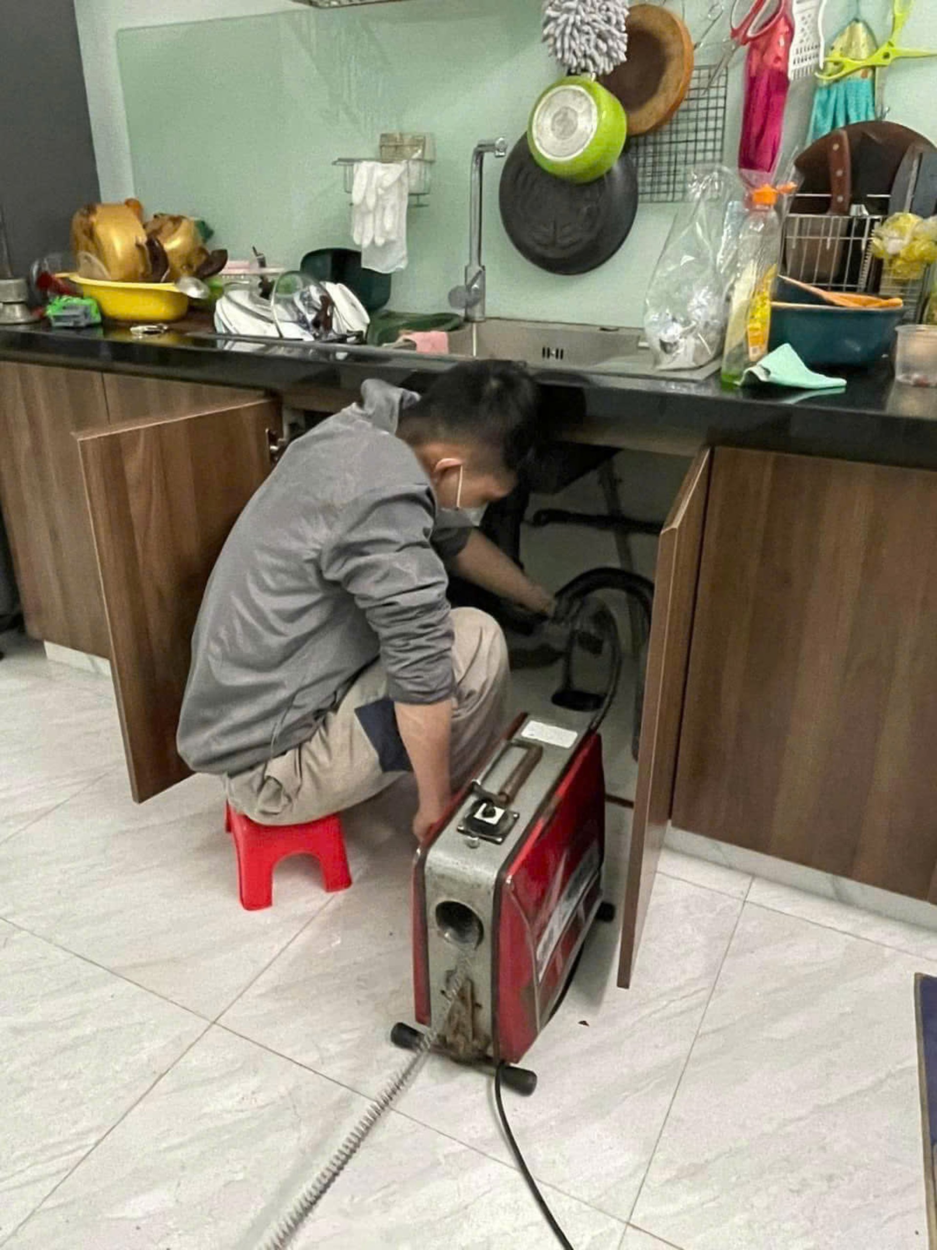 black and white bed linen