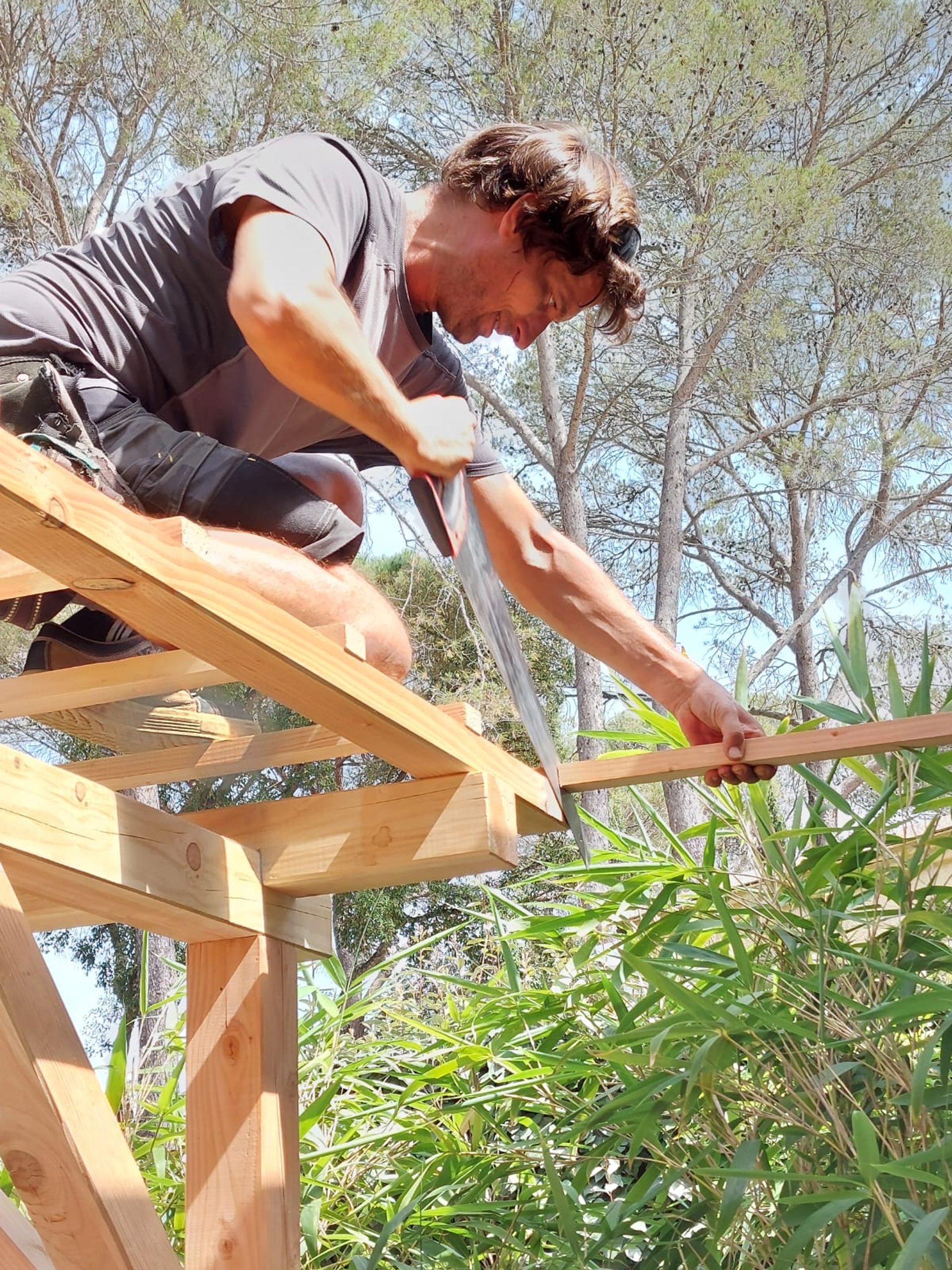 black and white bed linen