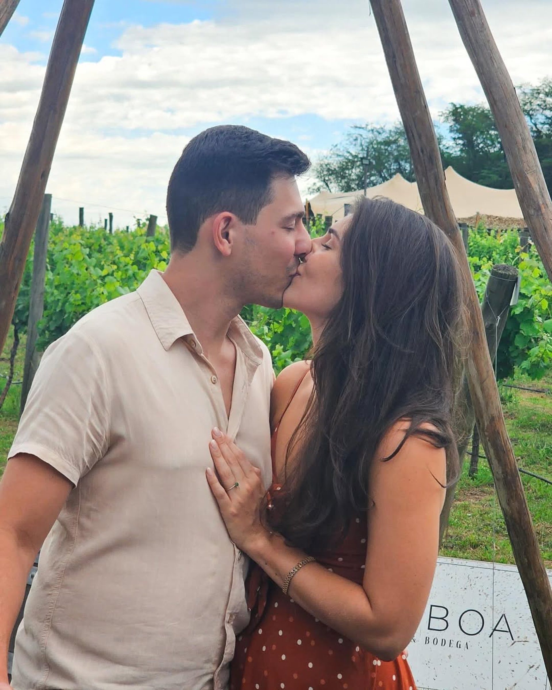 black and brown leather padded tub sofa