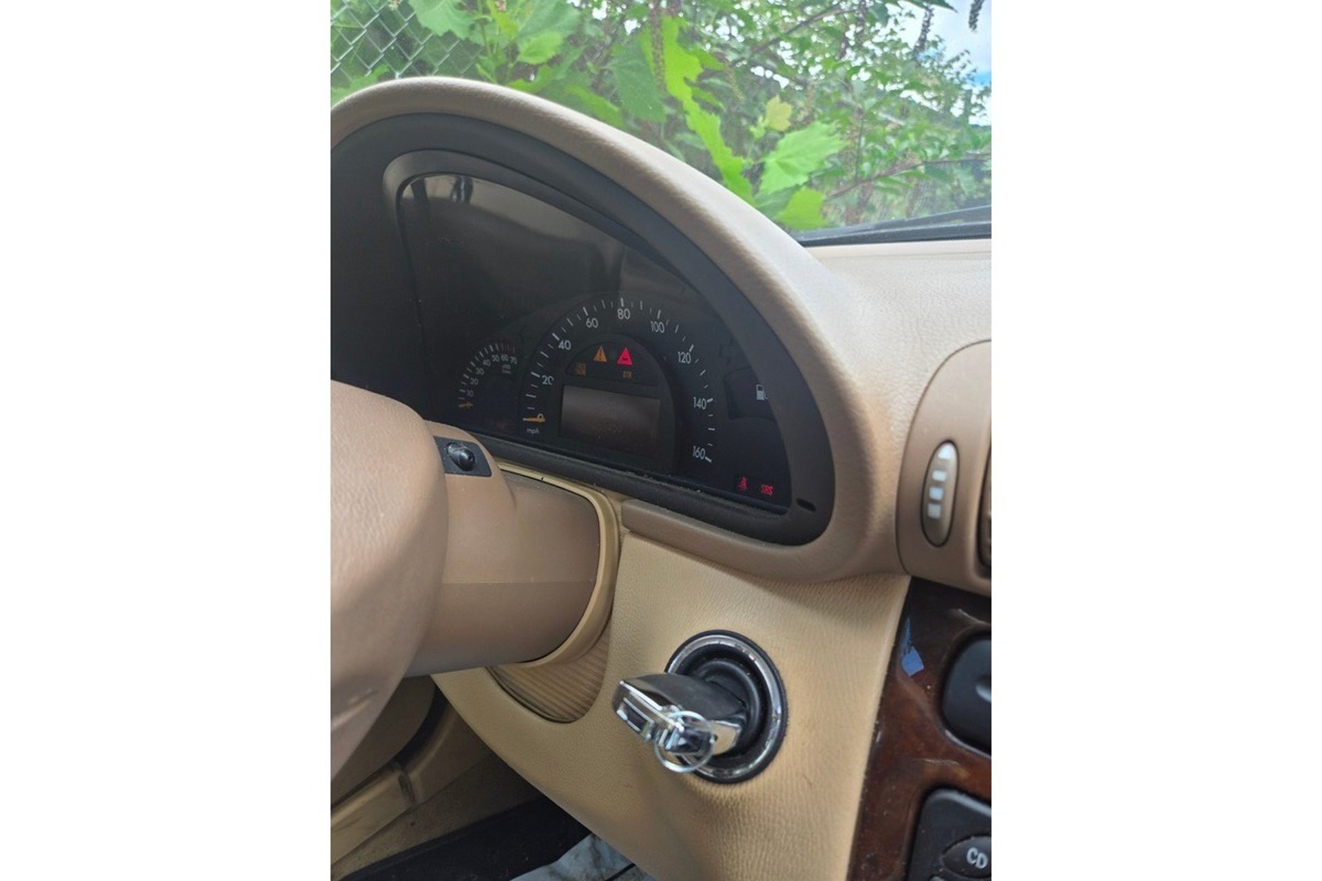 Car key in ignition of a 2003 Mercedes