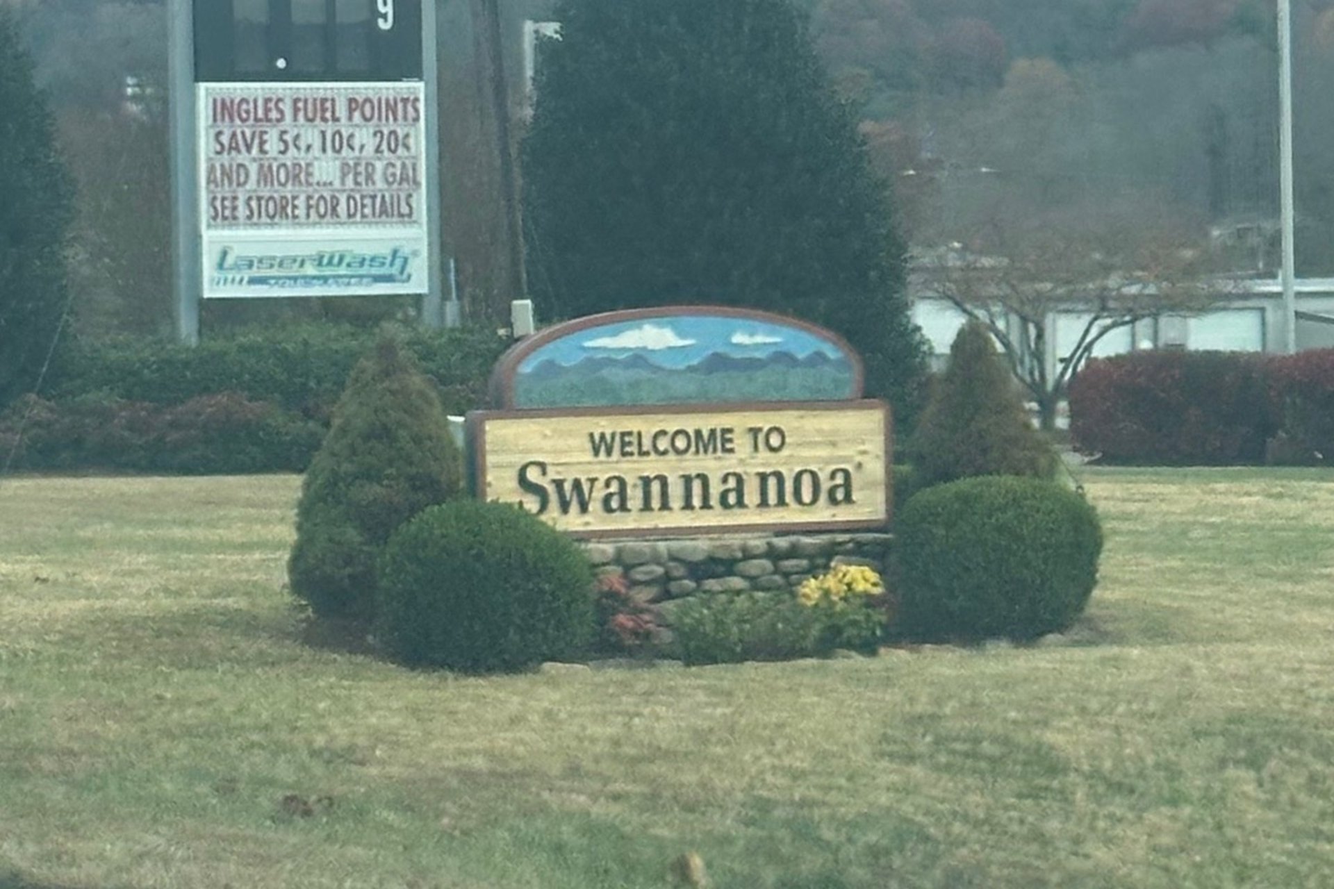 Welcome to Swannanoa sign in Swannanoa, NC