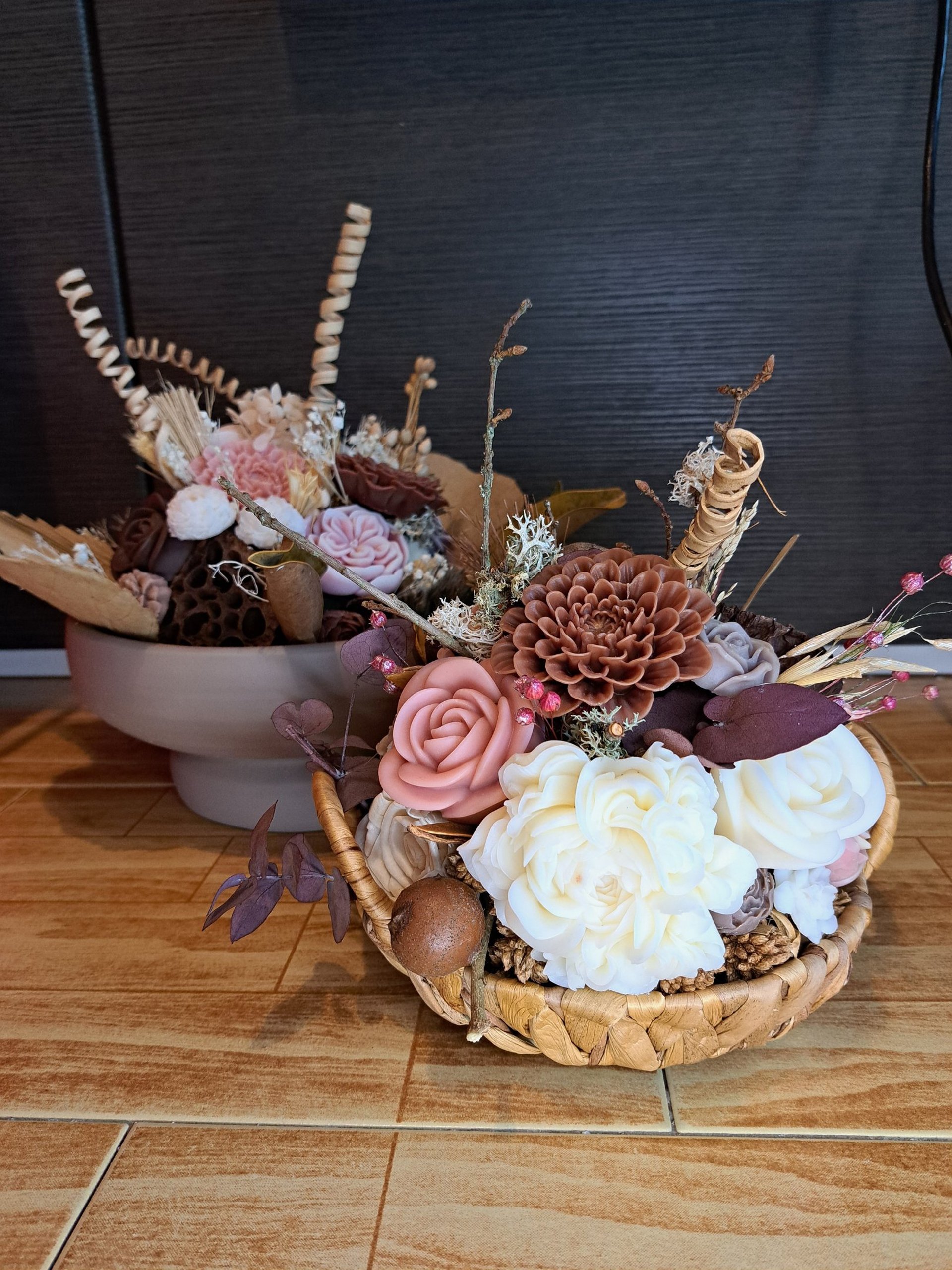 black and white bed linen