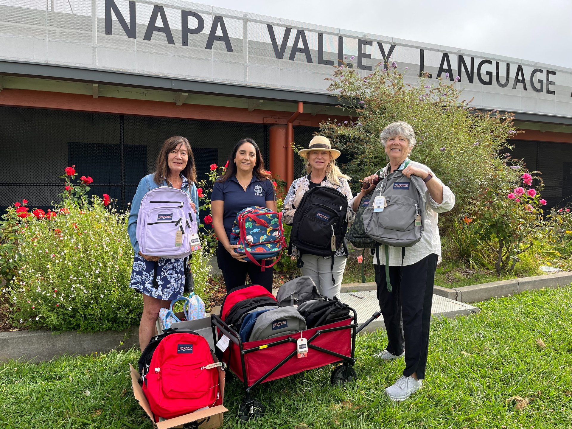 gray computer monitor