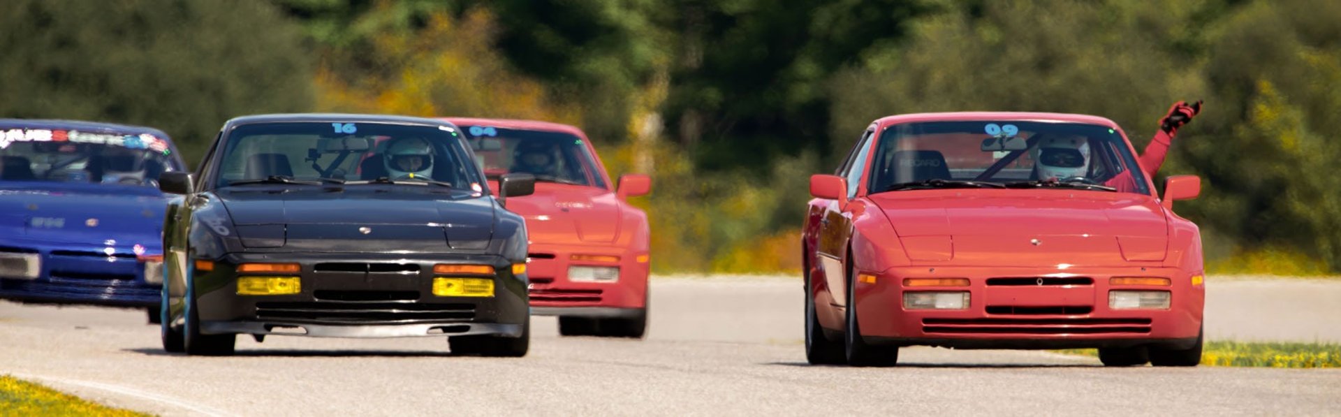 Porsche 944s on track