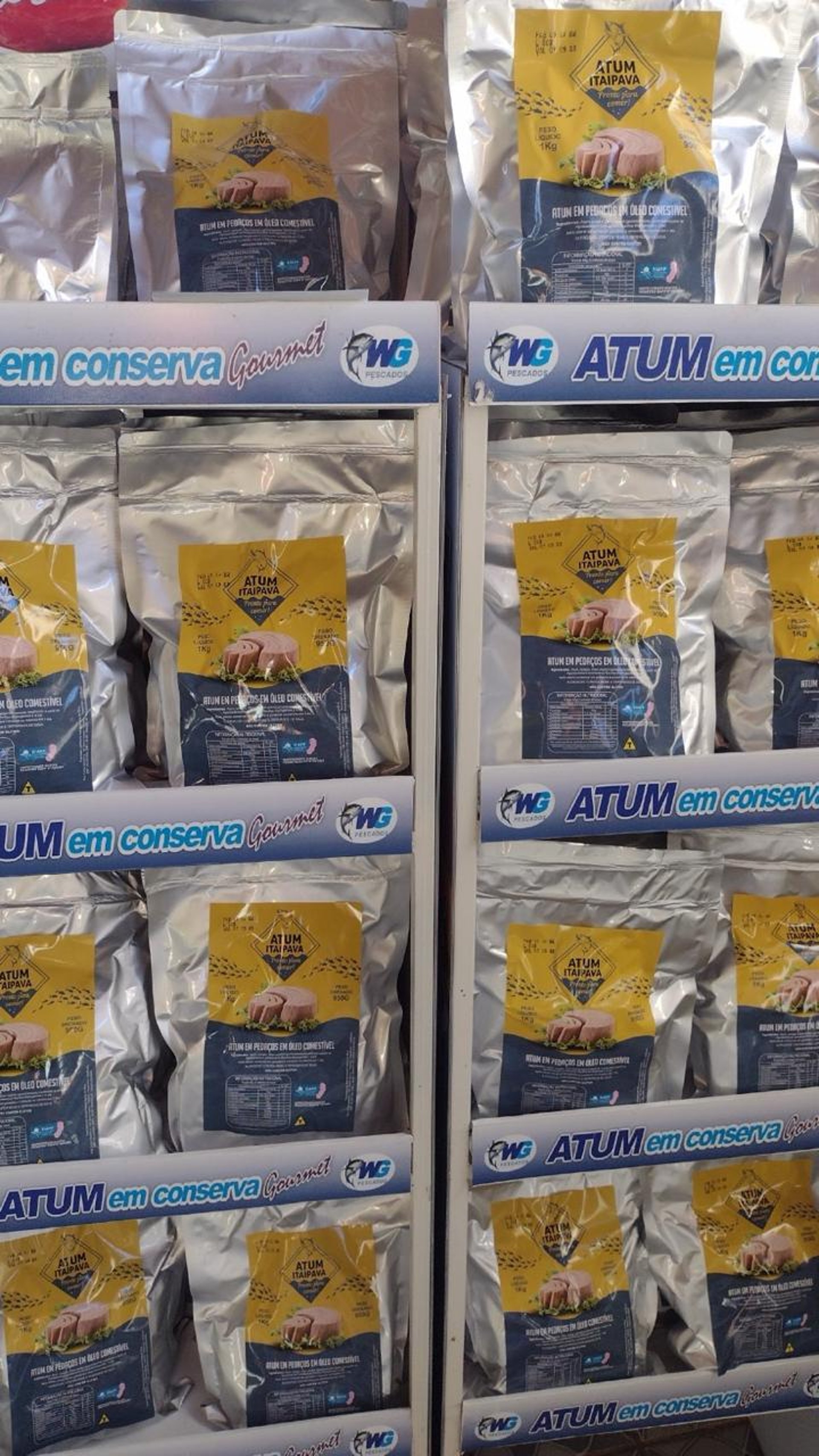 gray computer monitor