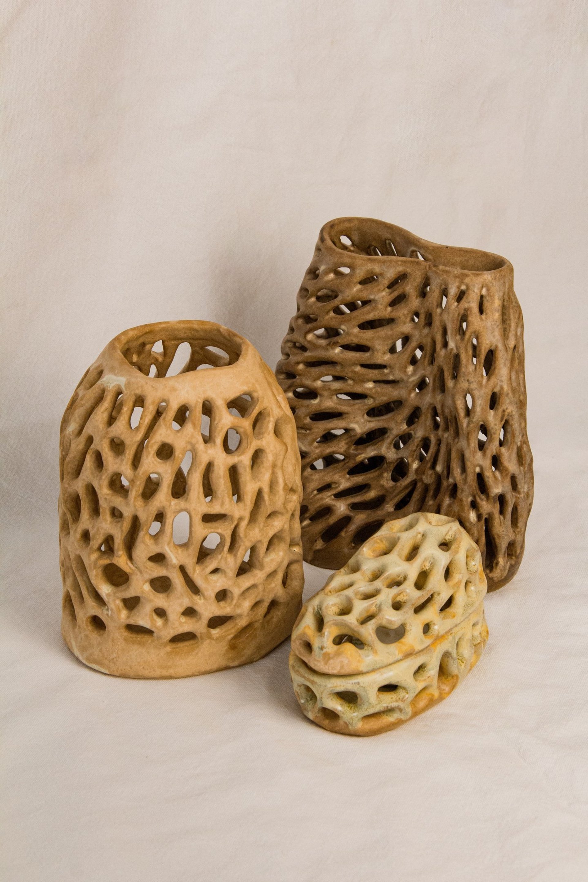 black and white bed linen