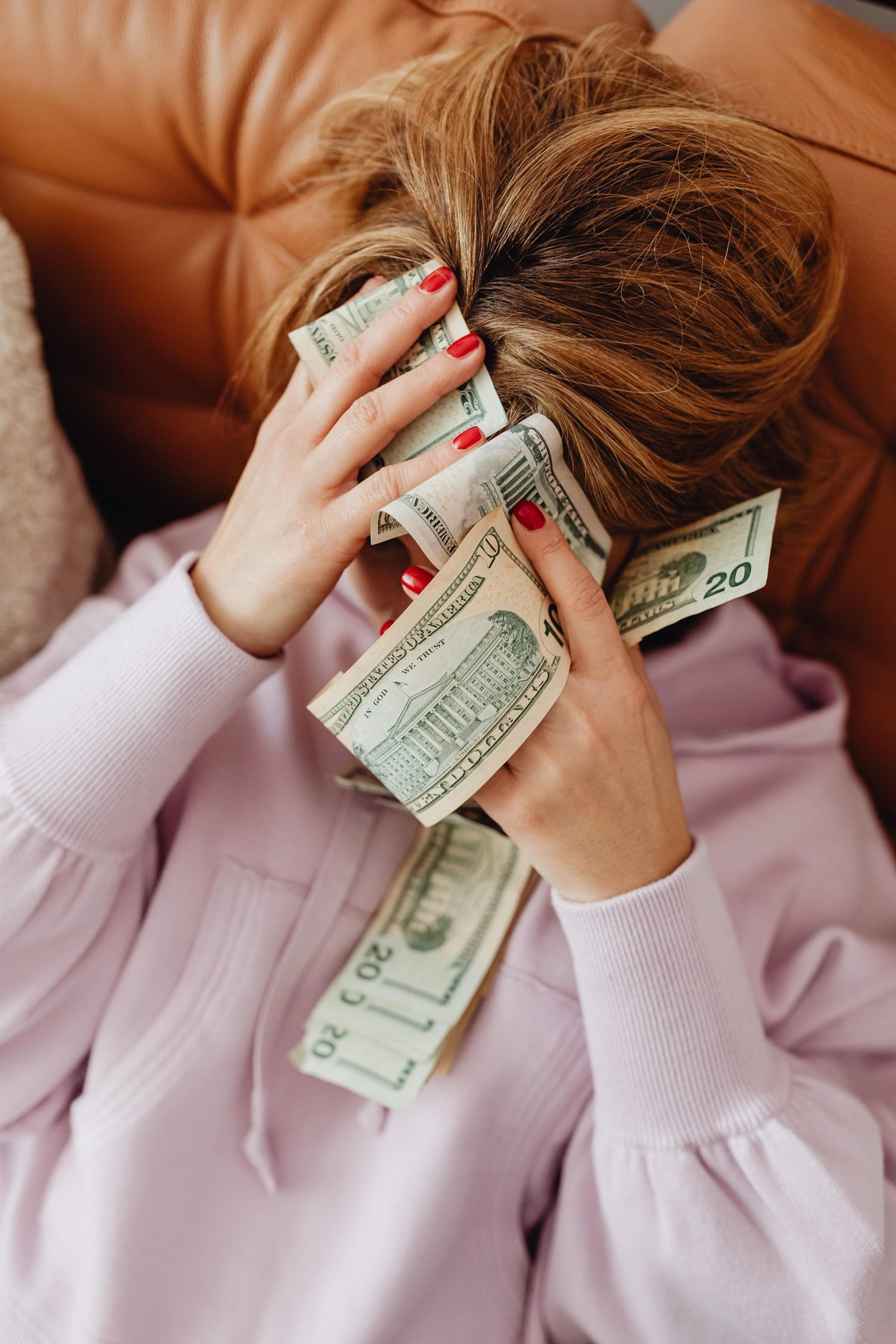 black and white bed linen