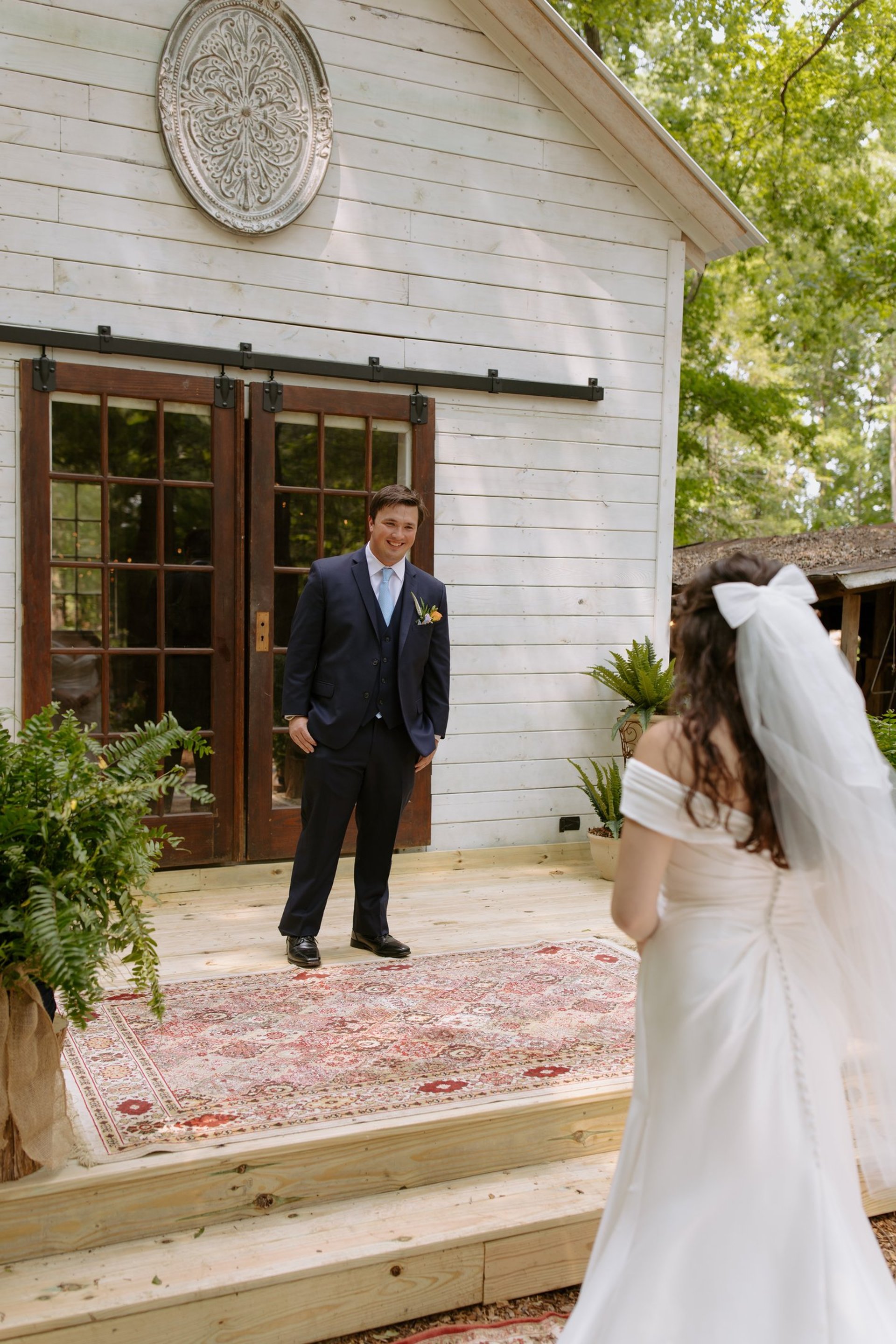 black and white bed linen