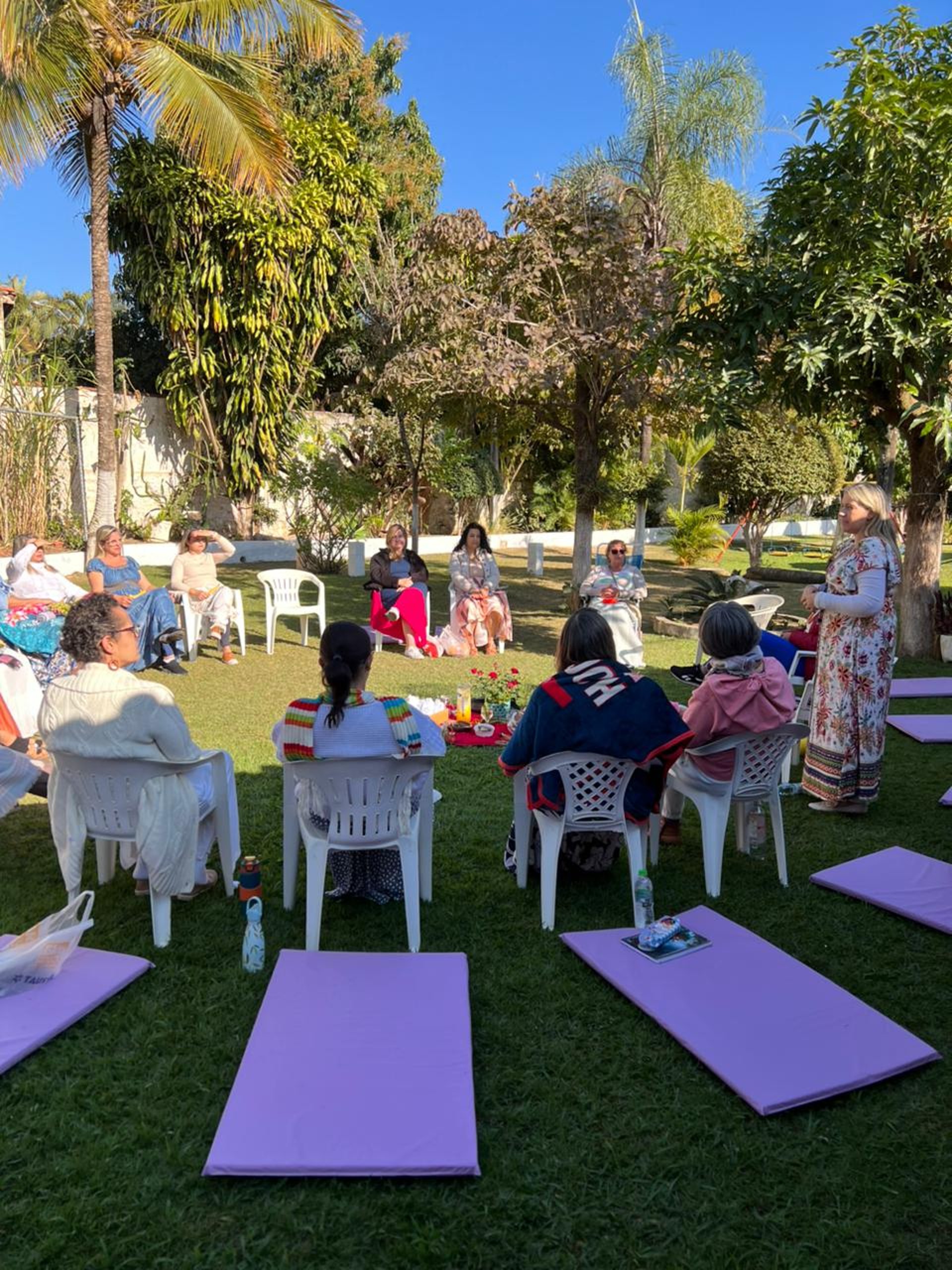 black and brown leather padded tub sofa