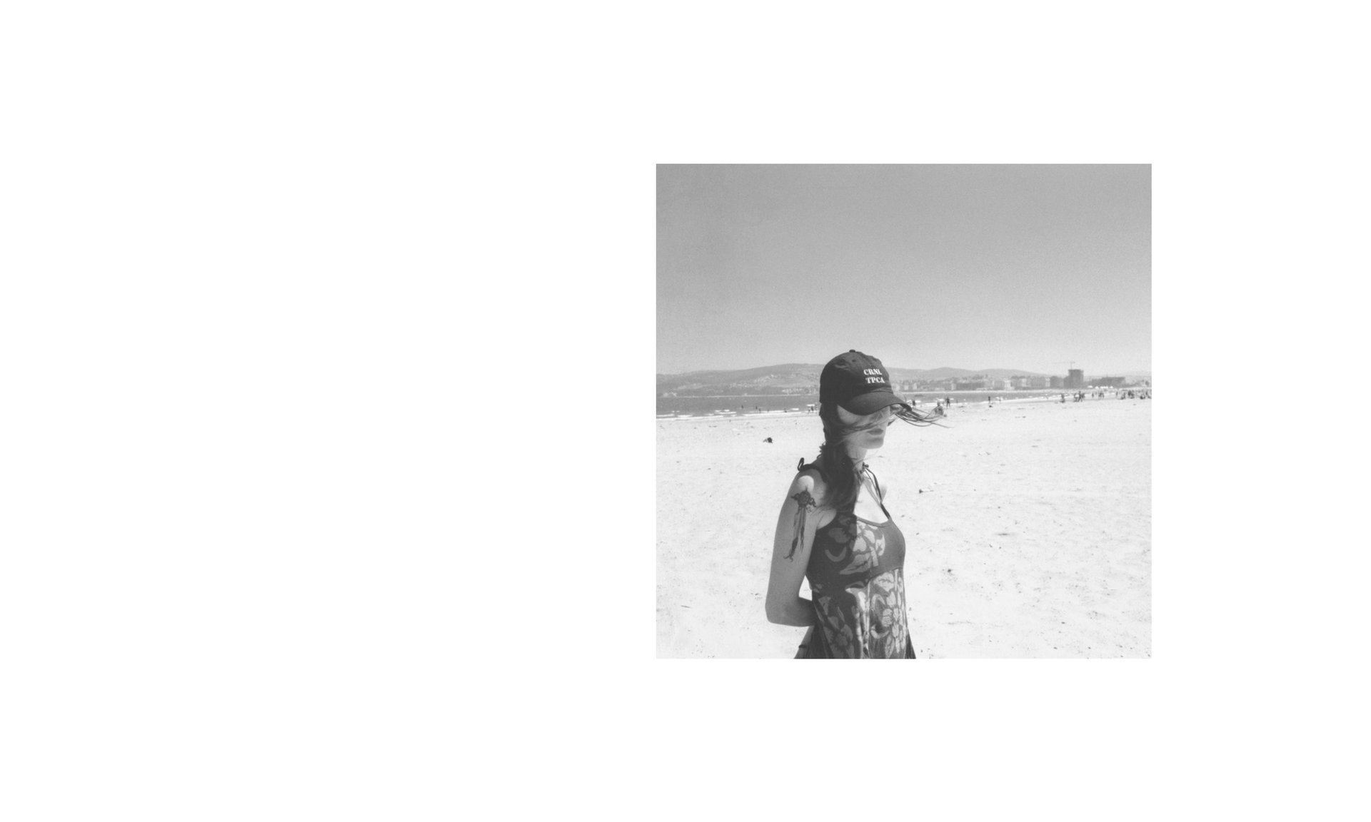 black and white bed linen