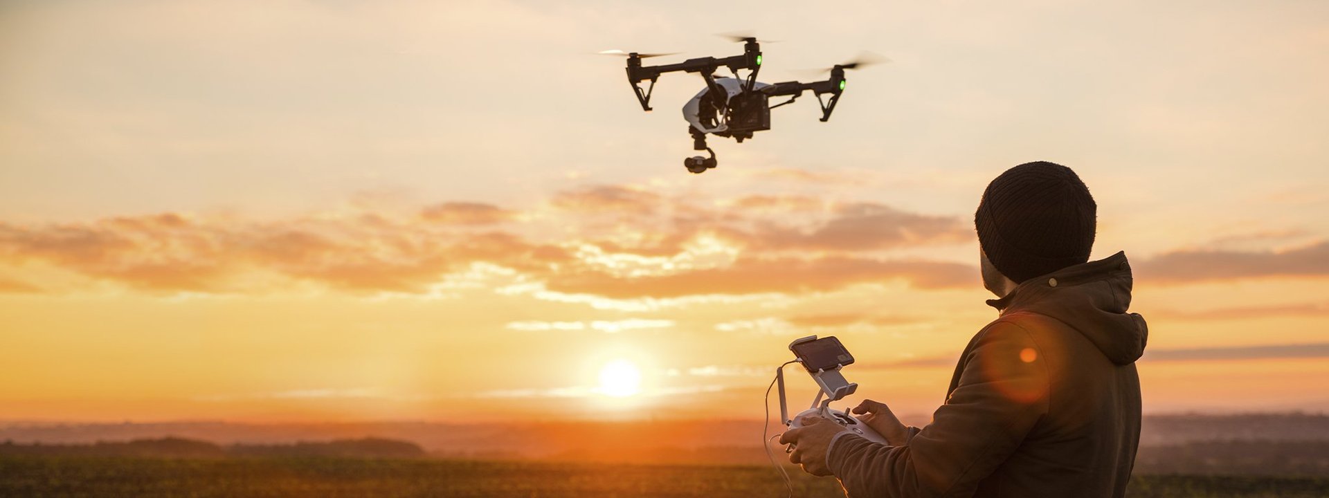 shallow focus photography of quadcopter