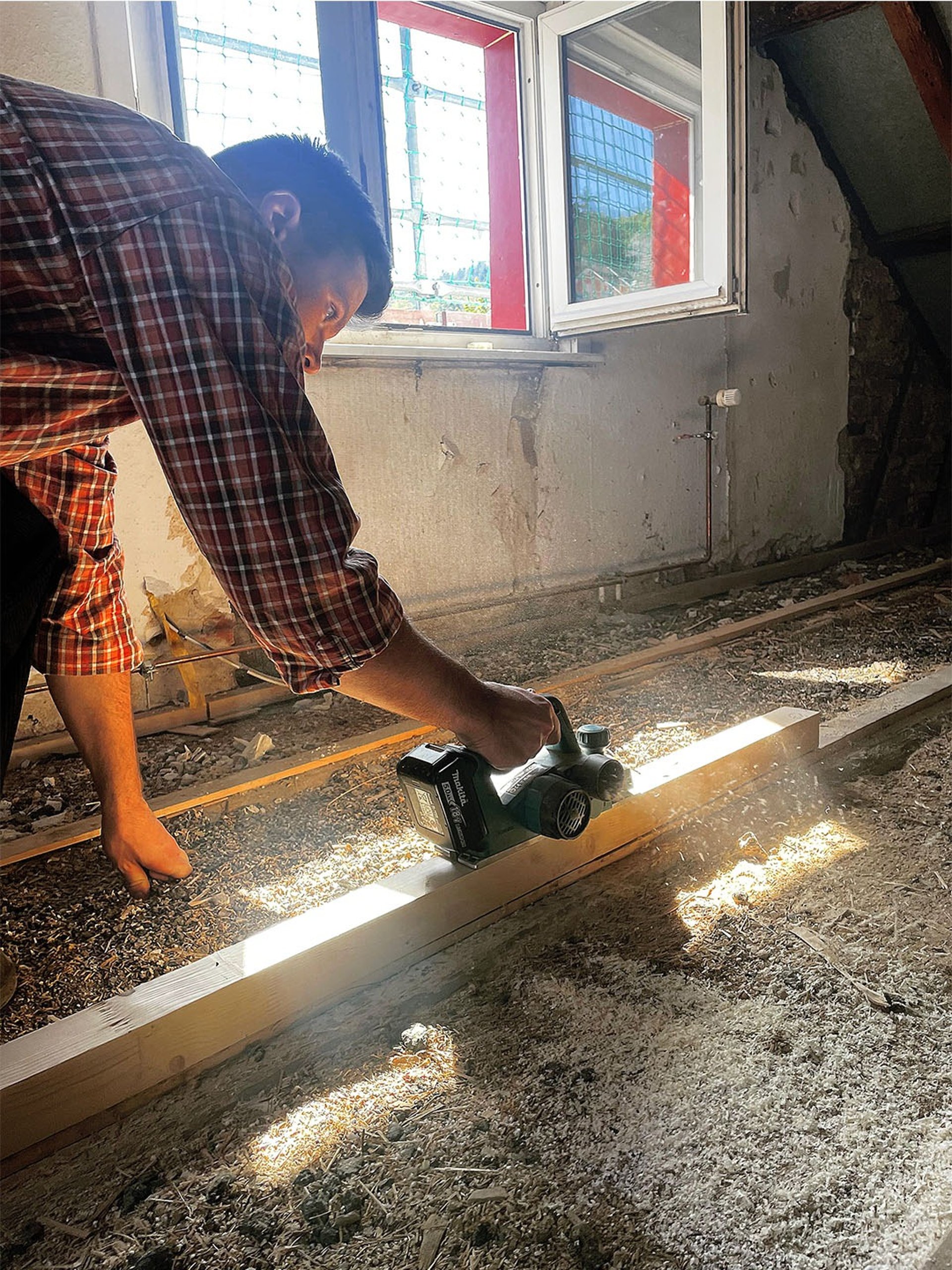 black and gray metal tool