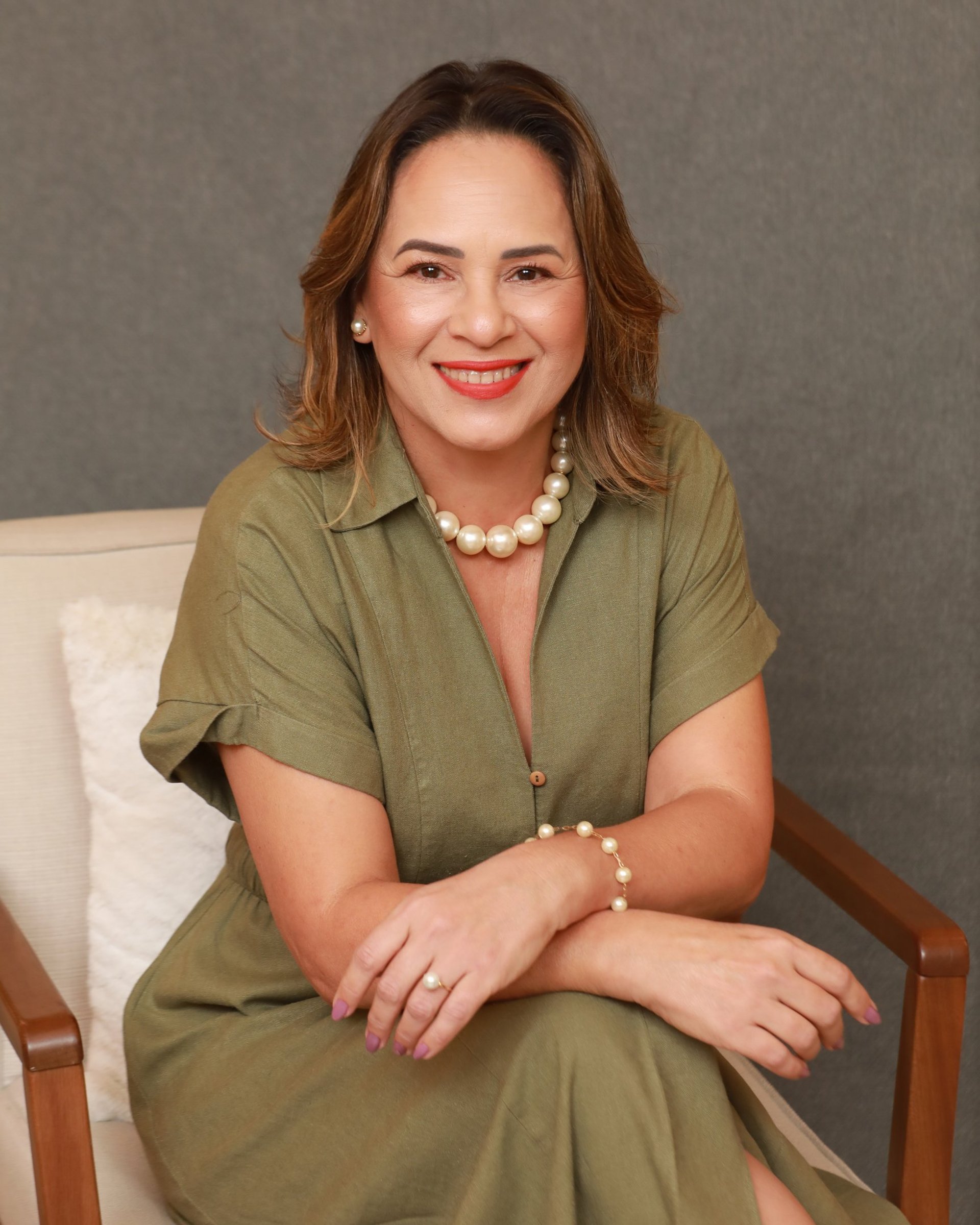 black and brown leather padded tub sofa
