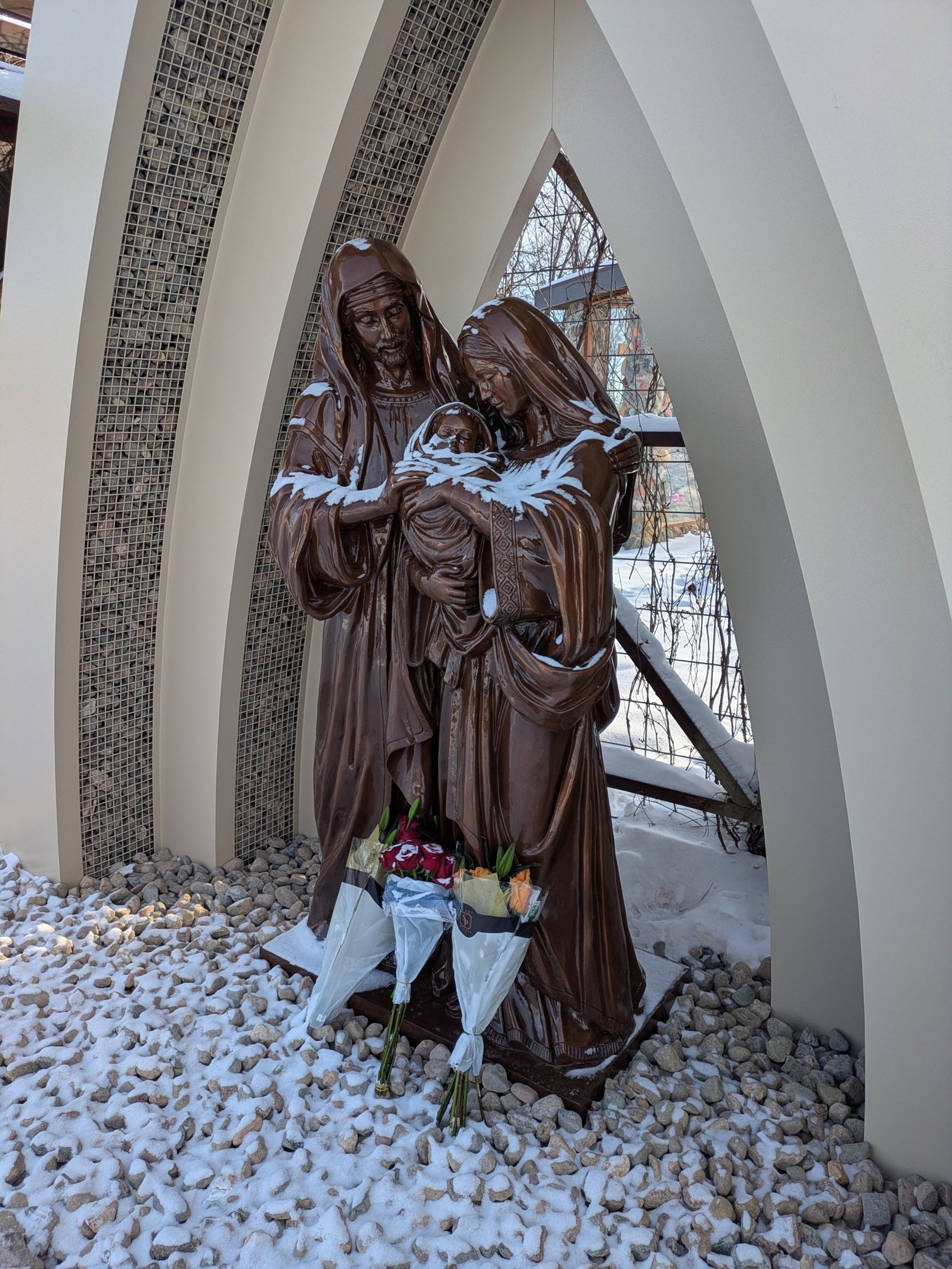 black and white bed linen