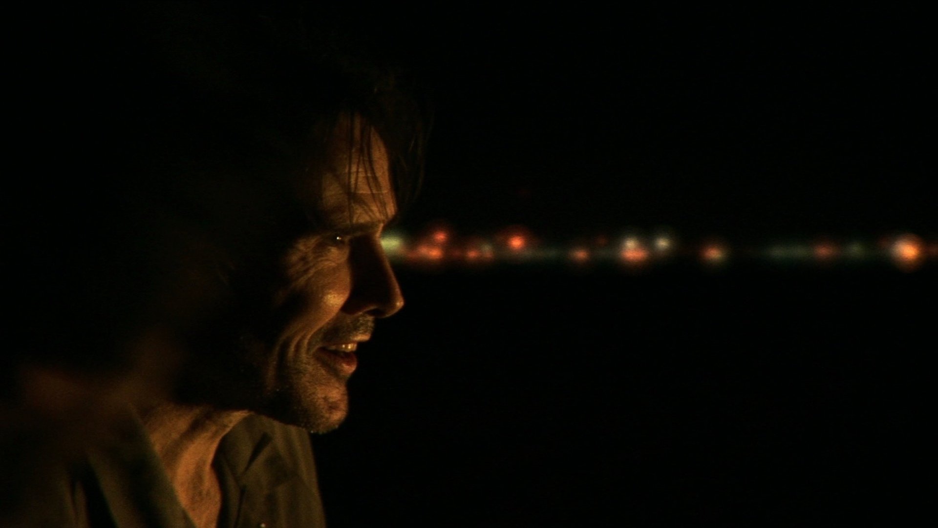 gray computer monitor