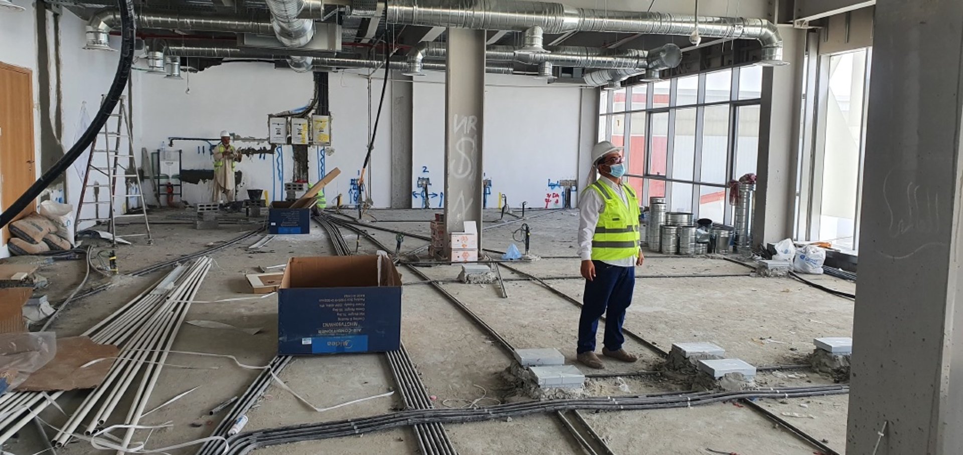 black and brown leather padded tub sofa