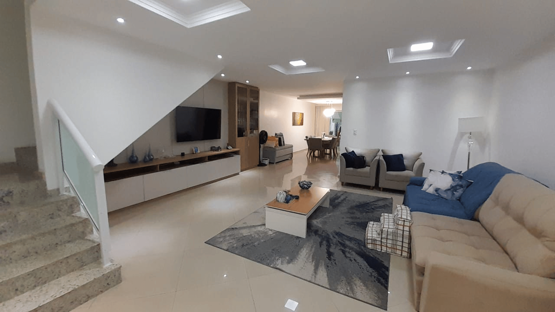 black and white bed linen