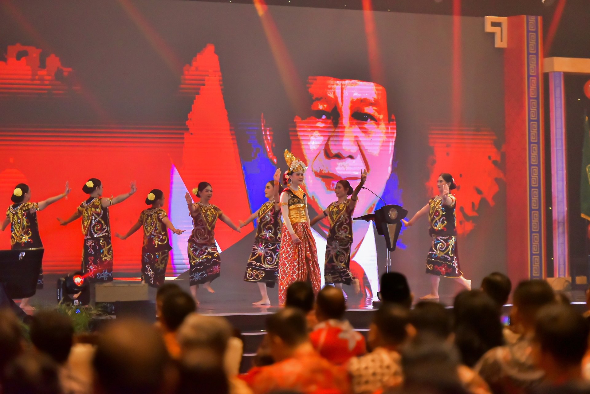 an abstract photo of a curved building with a blue sky in the background