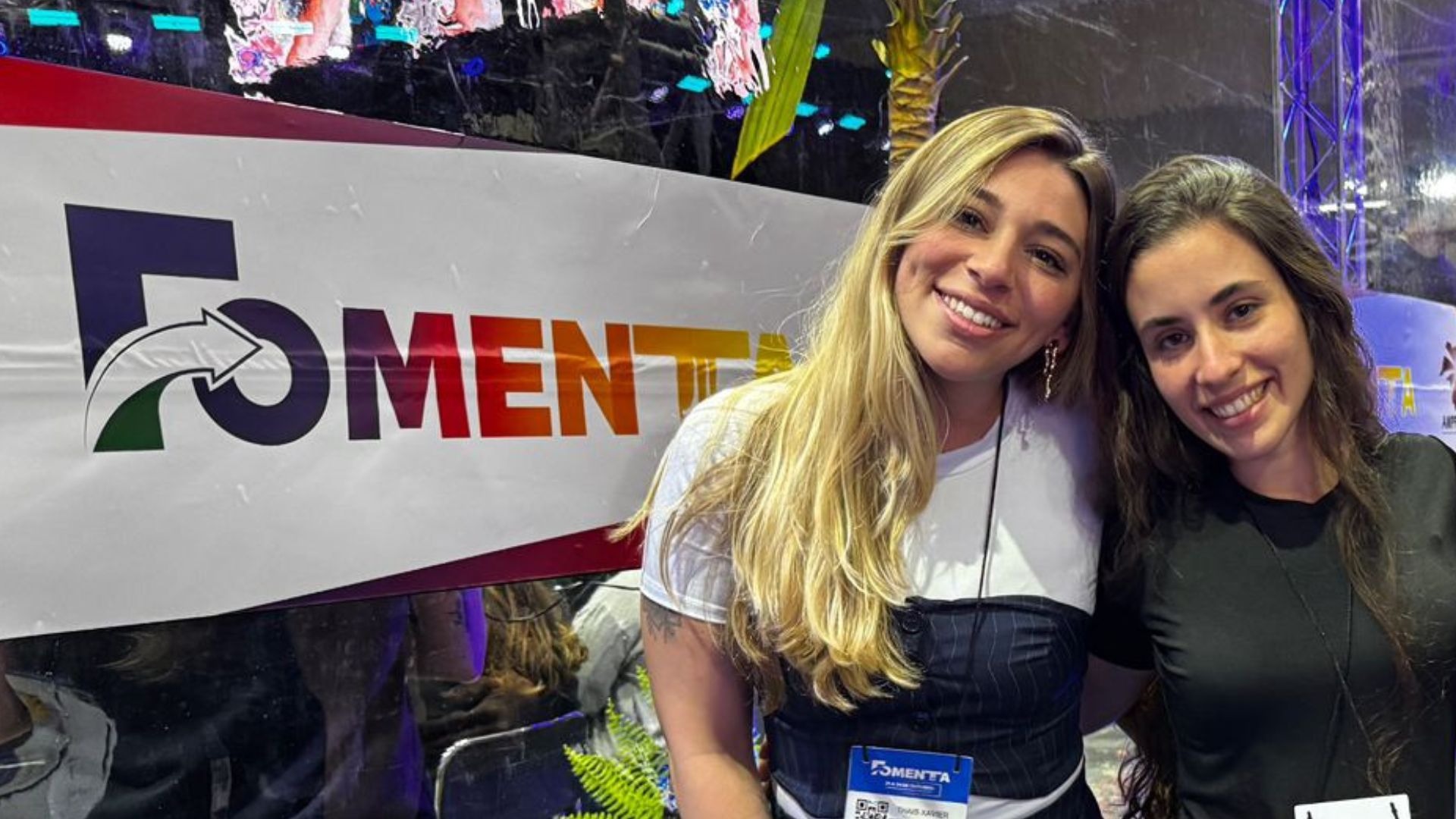 black and brown leather padded tub sofa