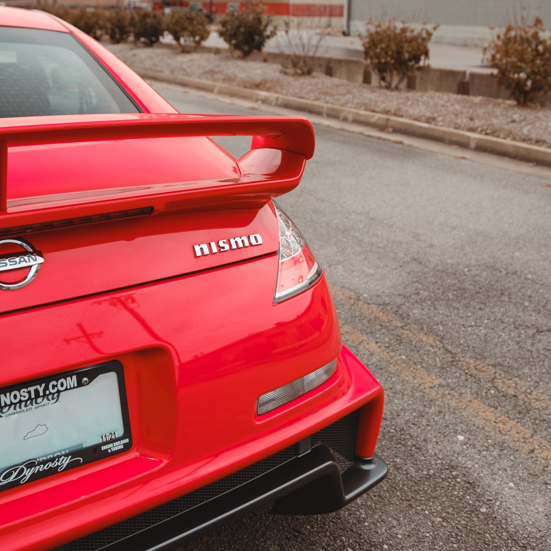Nissan-350z-Nismo-Carbon-Fiber