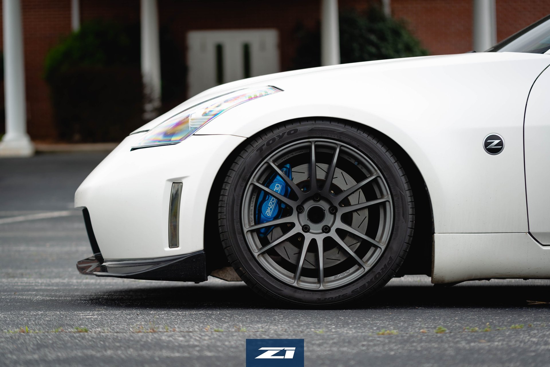 Nissan-350z-Nismo-Carbon-Fiber