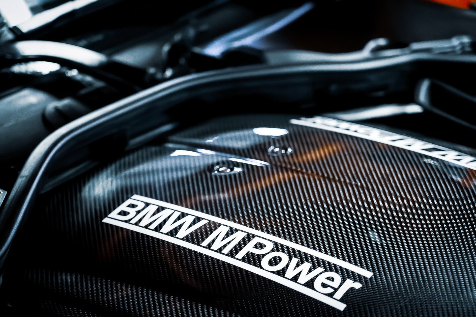 E92 M3 Carbon fiber Intake Plenum Eventuri
