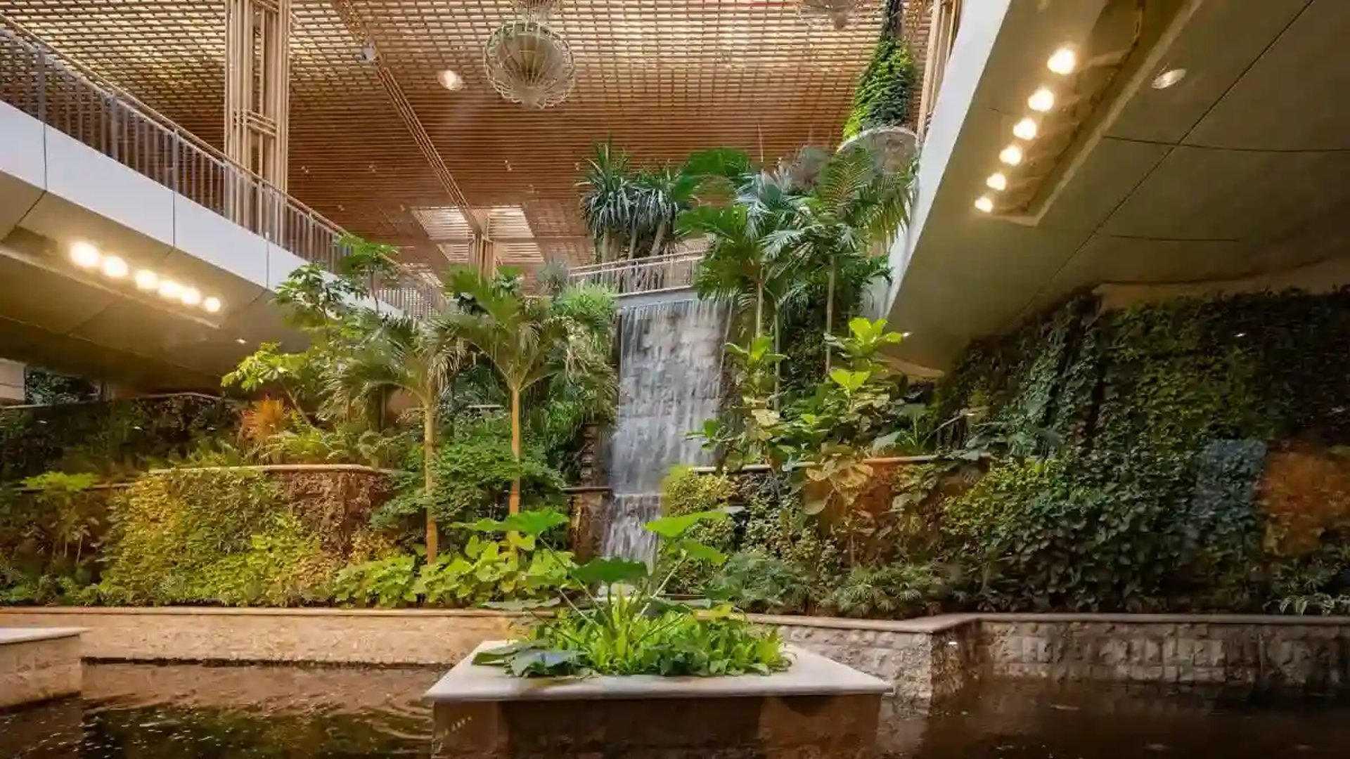 A beautifully designed modern garden in Bangalore Airport 16 * 9