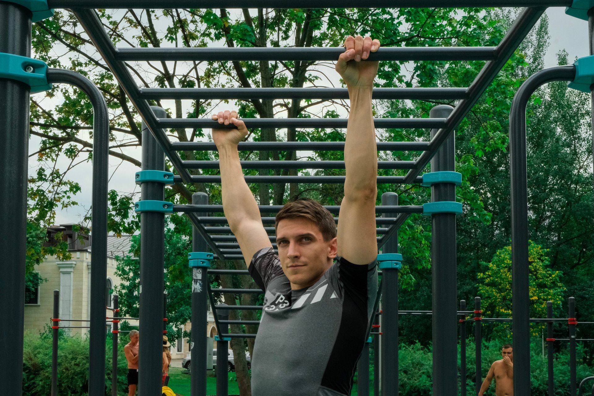 Terrain stret workout Kenguru Pro Plage Pardo