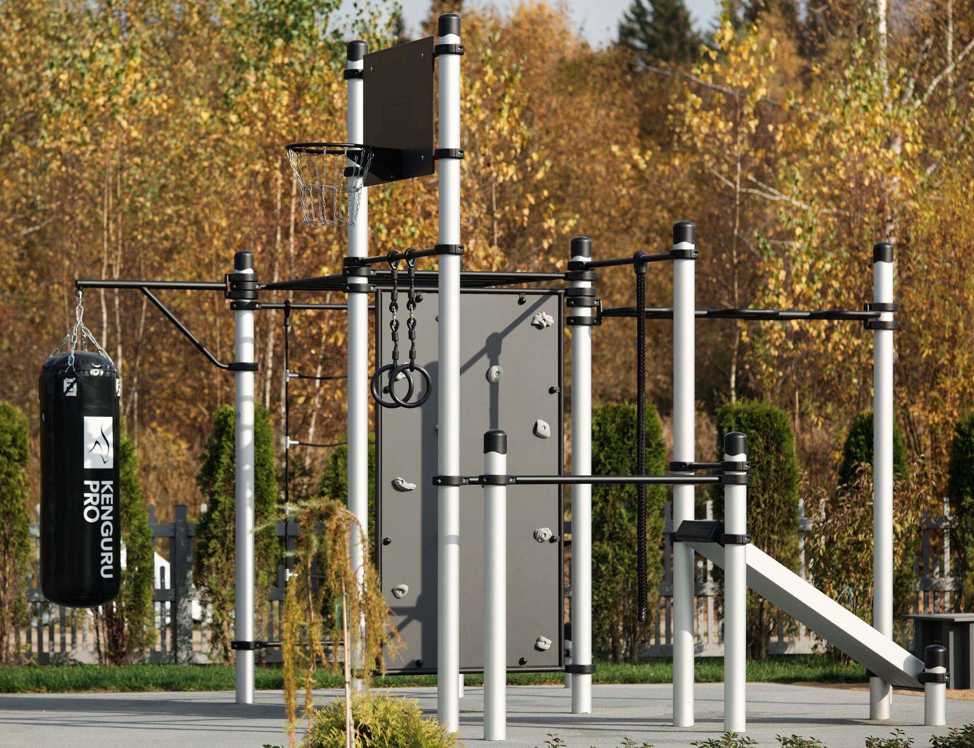 Terrain de Street Workout Kenguru Pro.