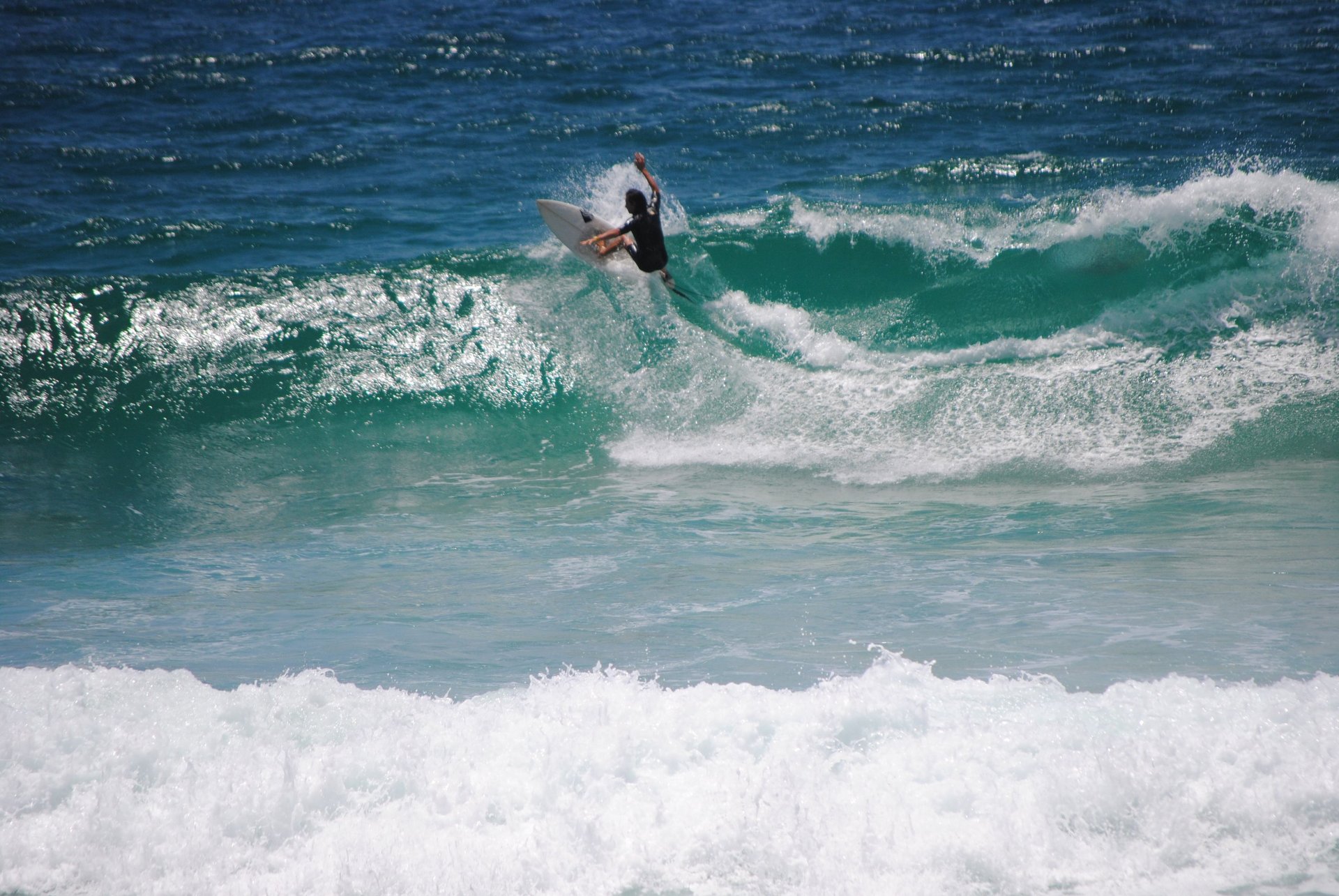 black and white bed linen