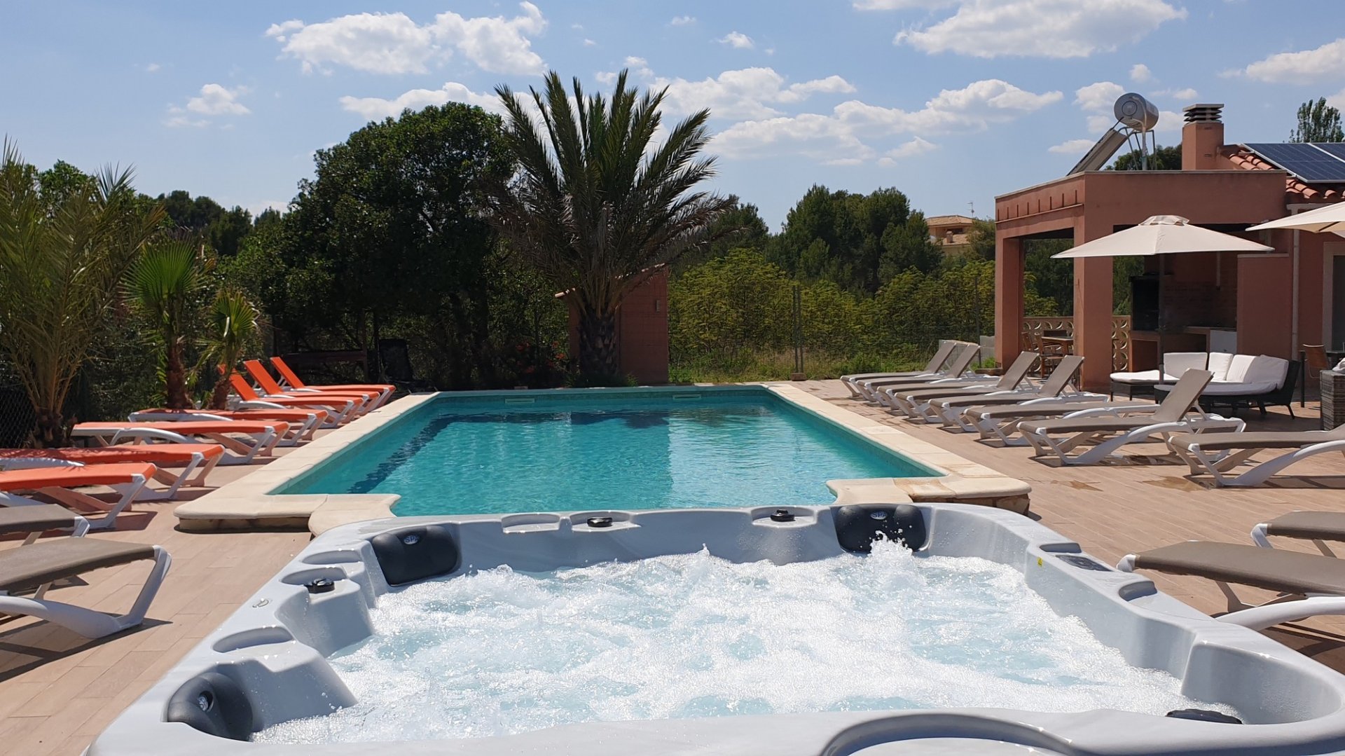 Villa XXL de 13 habitaciones y 8 baños