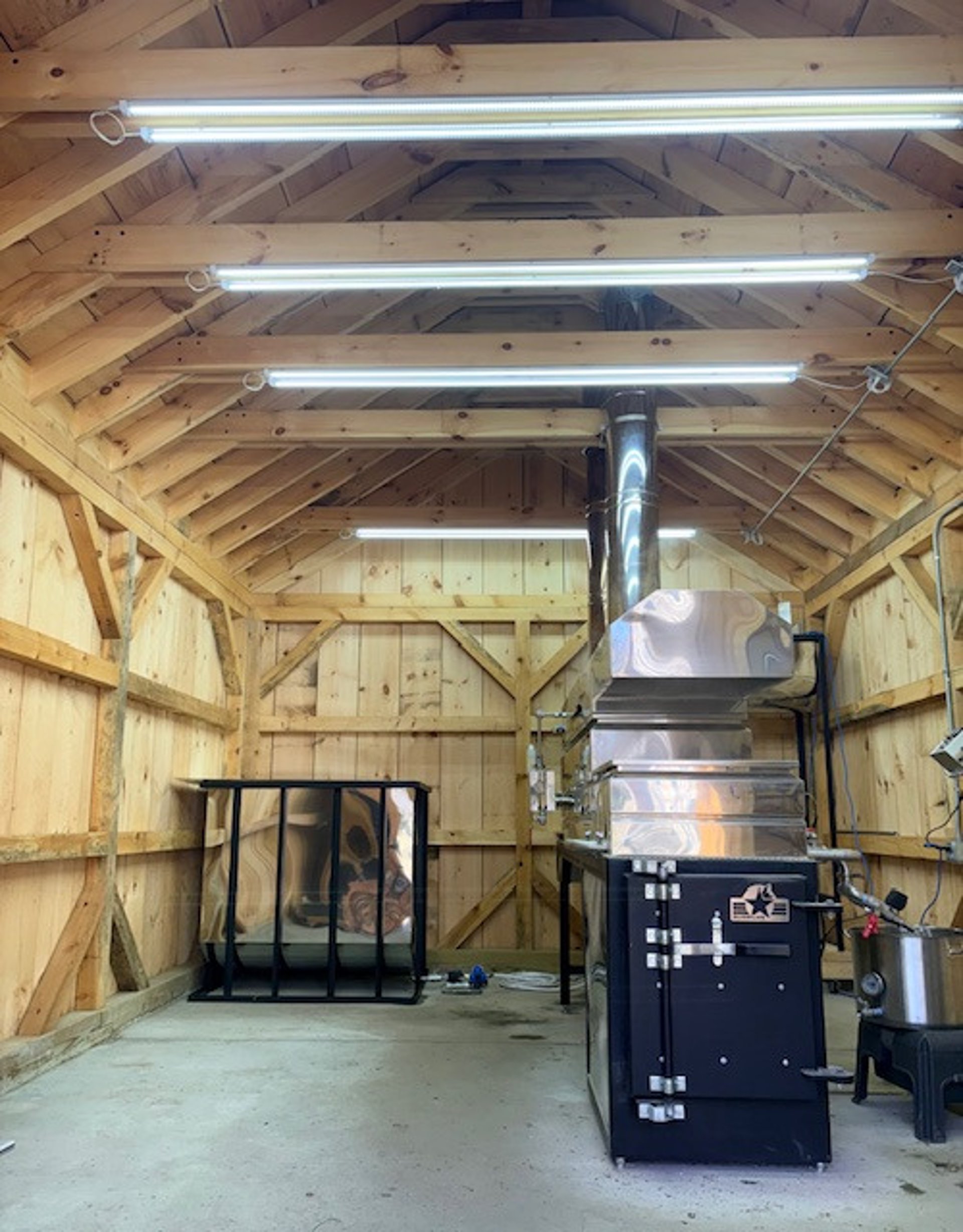 black and white bed linen