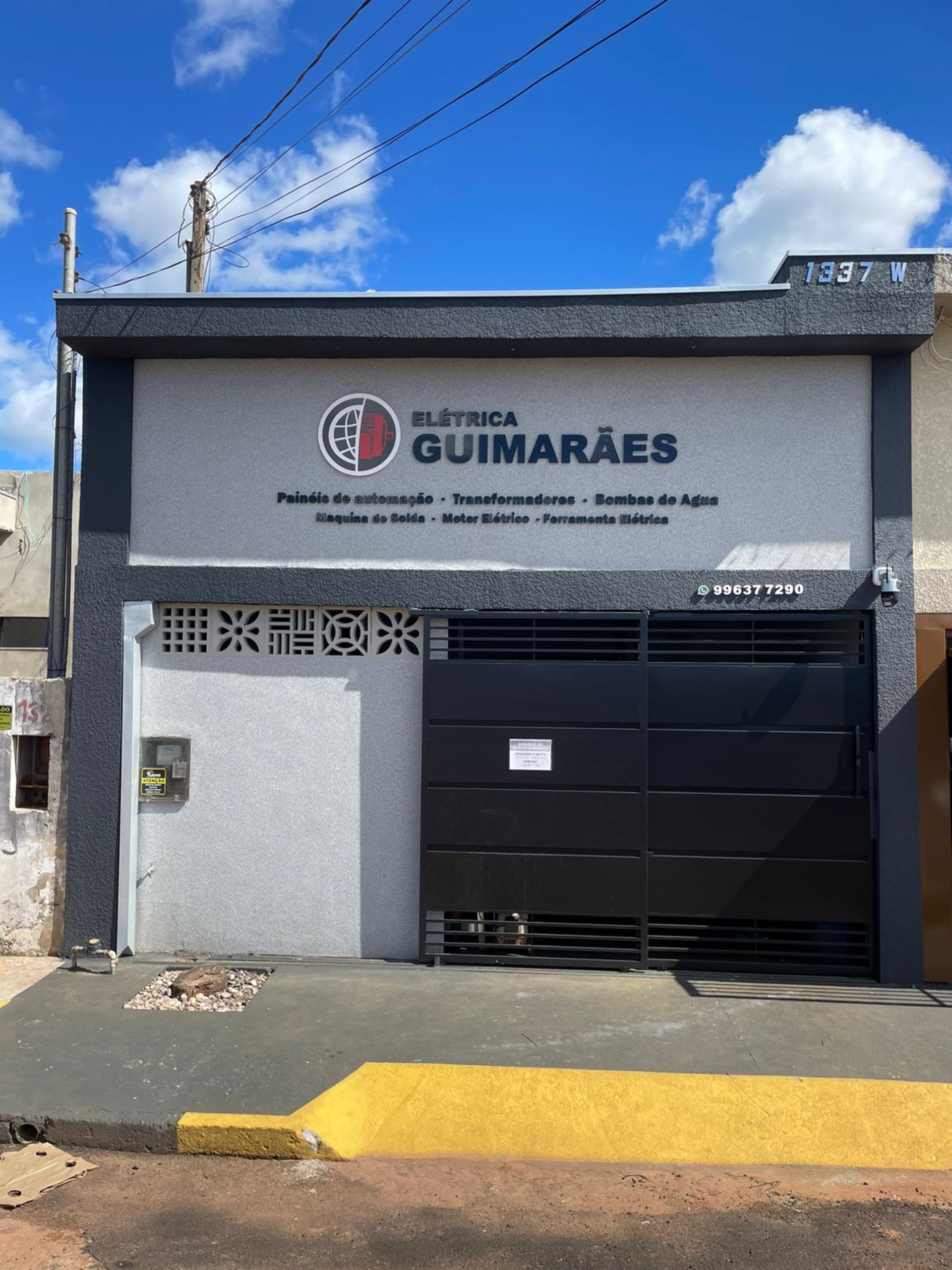 black and brown leather padded tub sofa