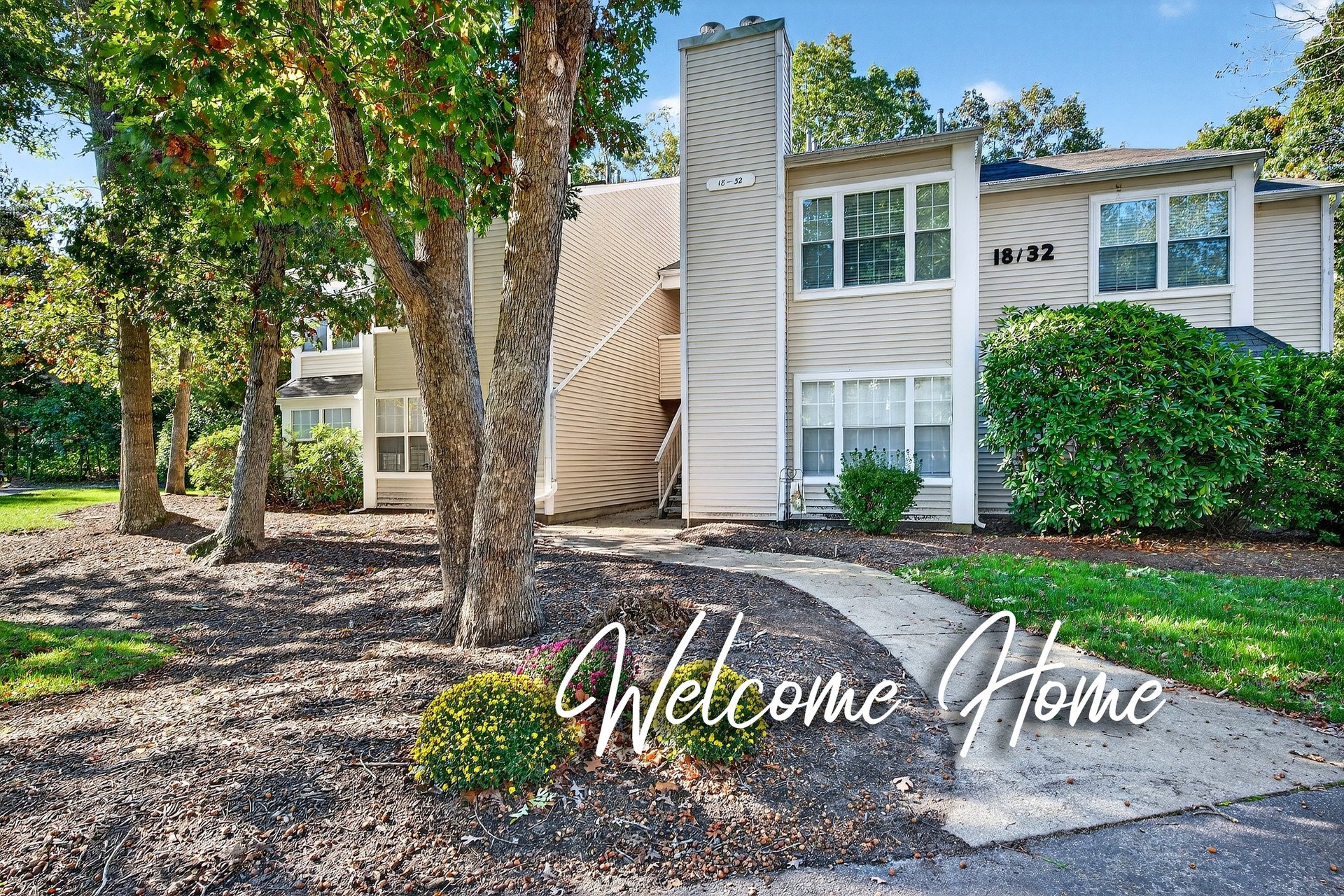black and brown leather padded tub sofa