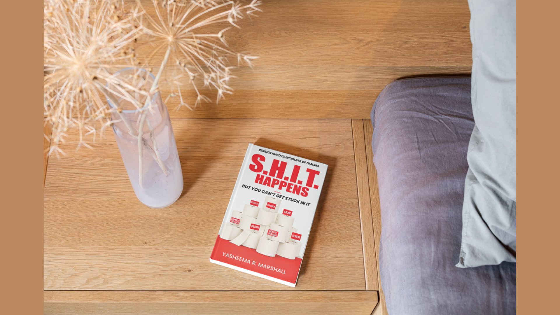 black and white bed linen