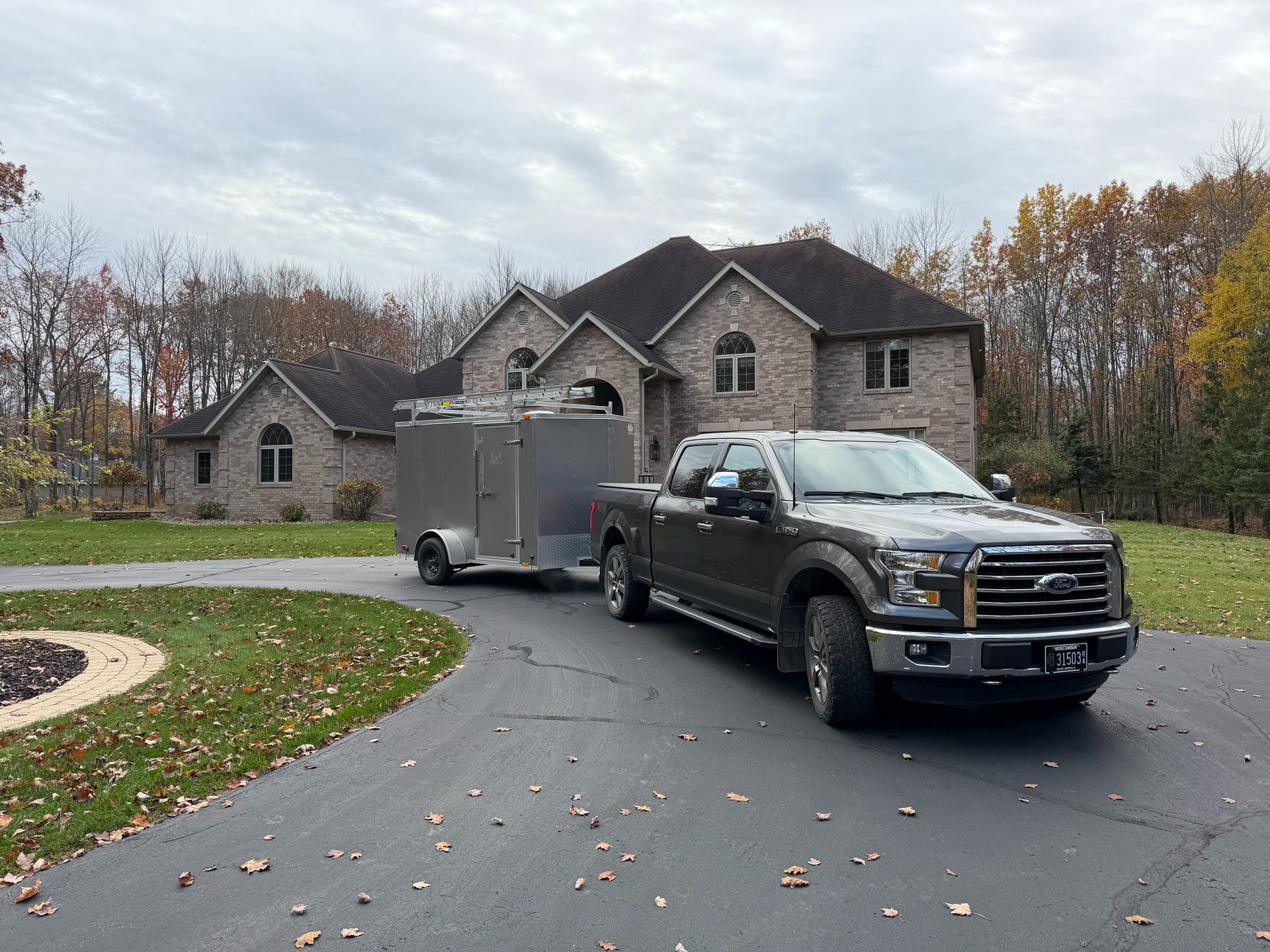 House washing, roof washing and soft washing services