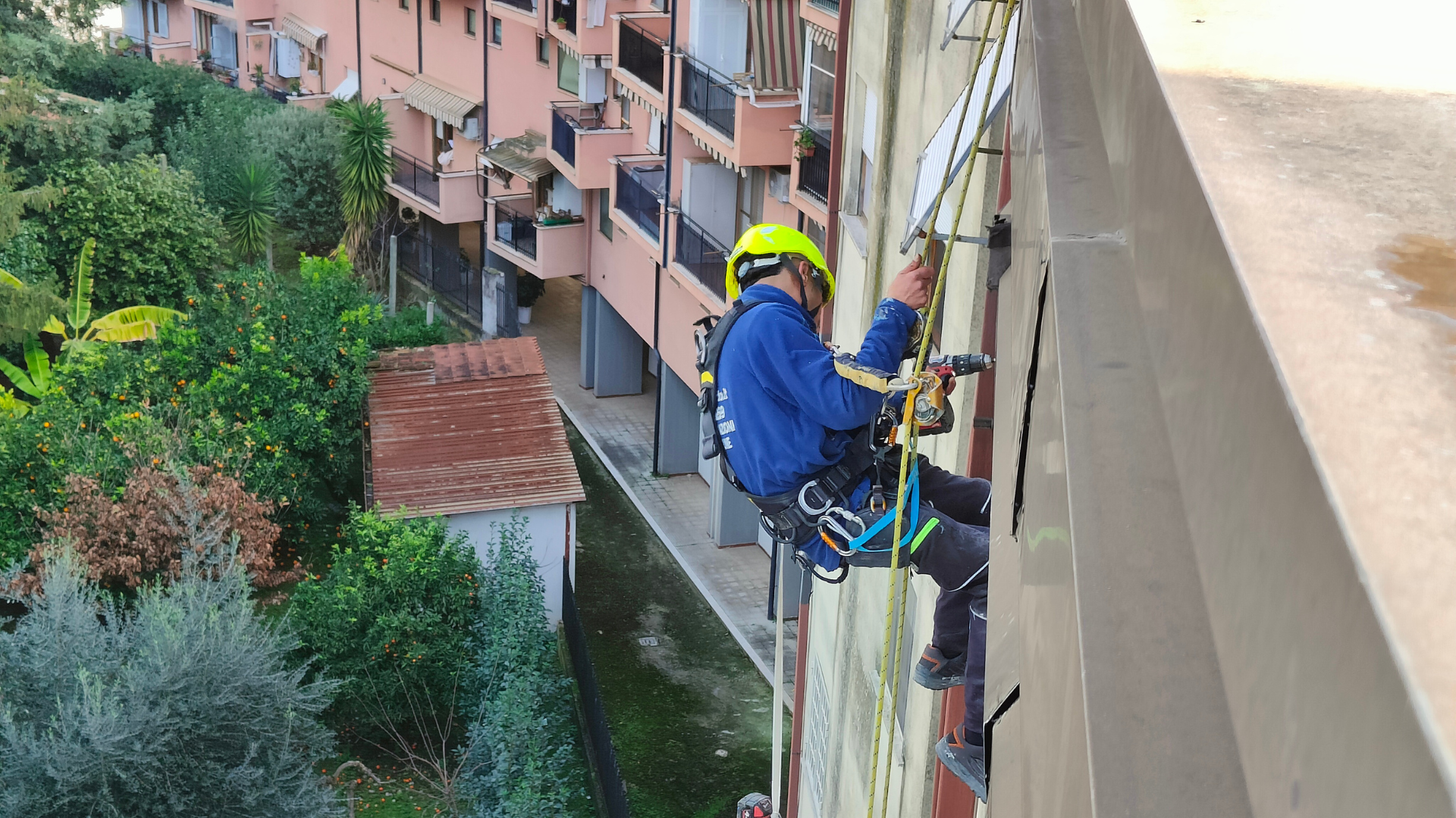a room that has a lot of stuff on the floor