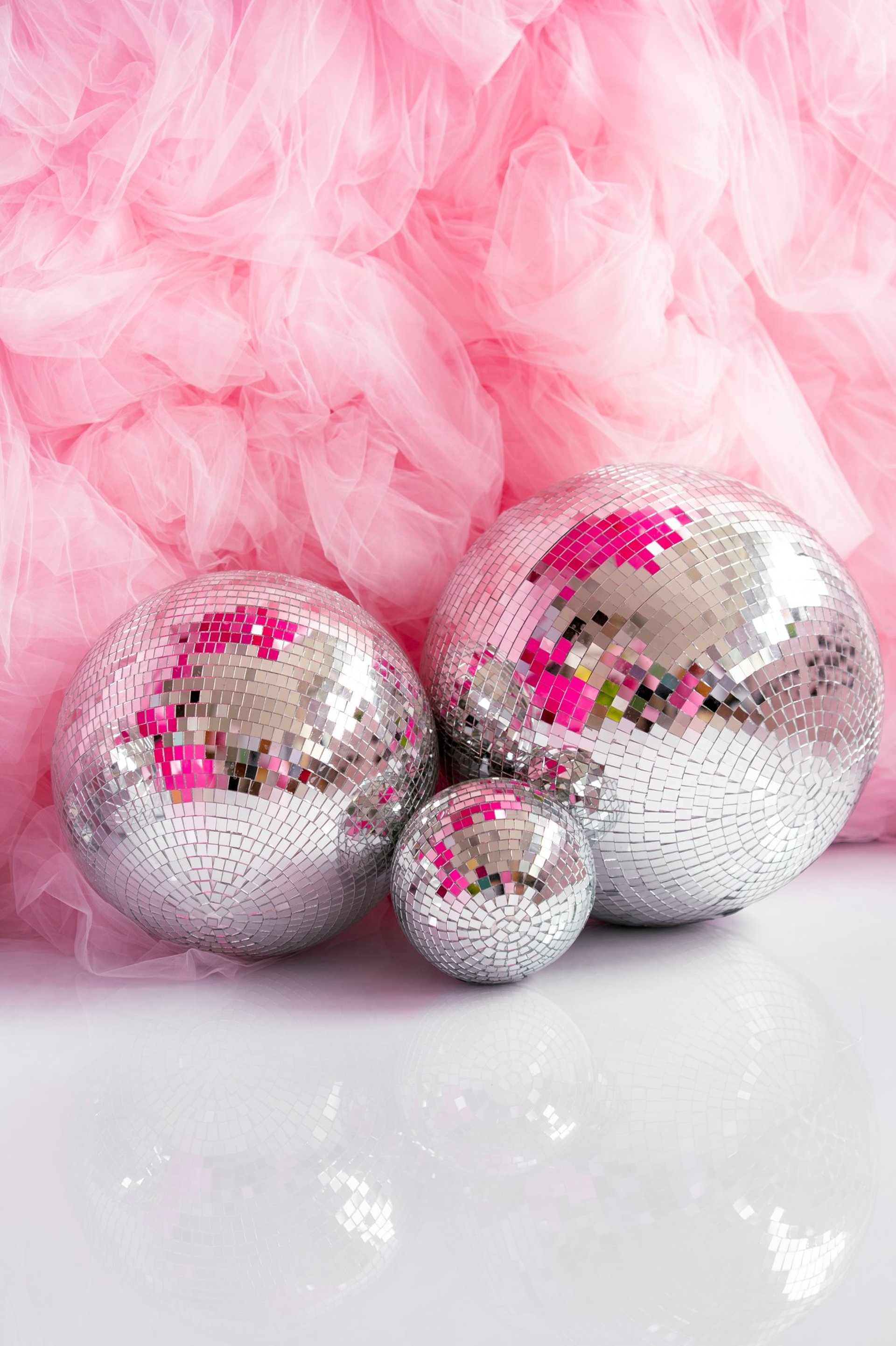 an abstract photo of a curved building with a blue sky in the background