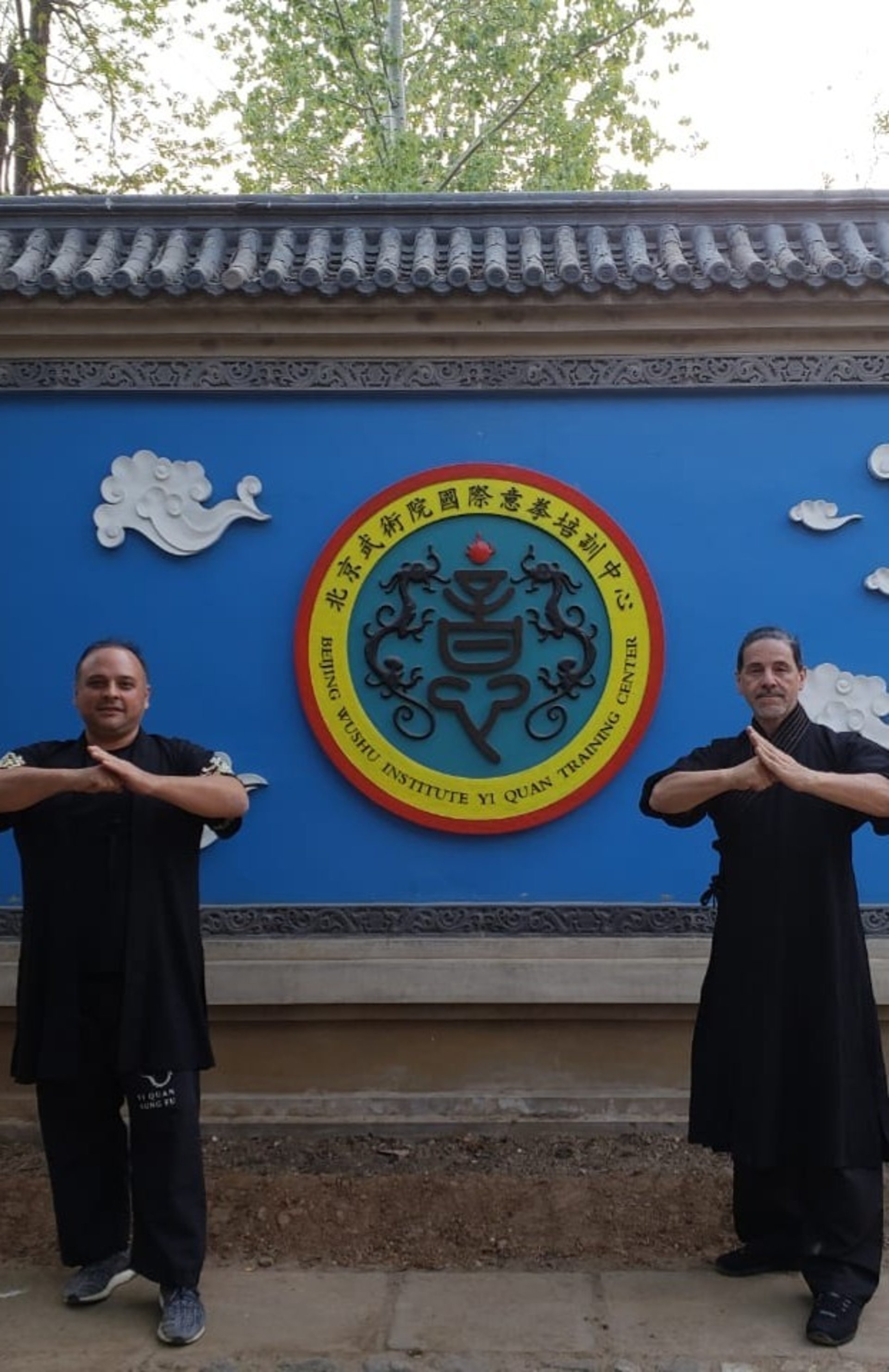 black and brown leather padded tub sofa