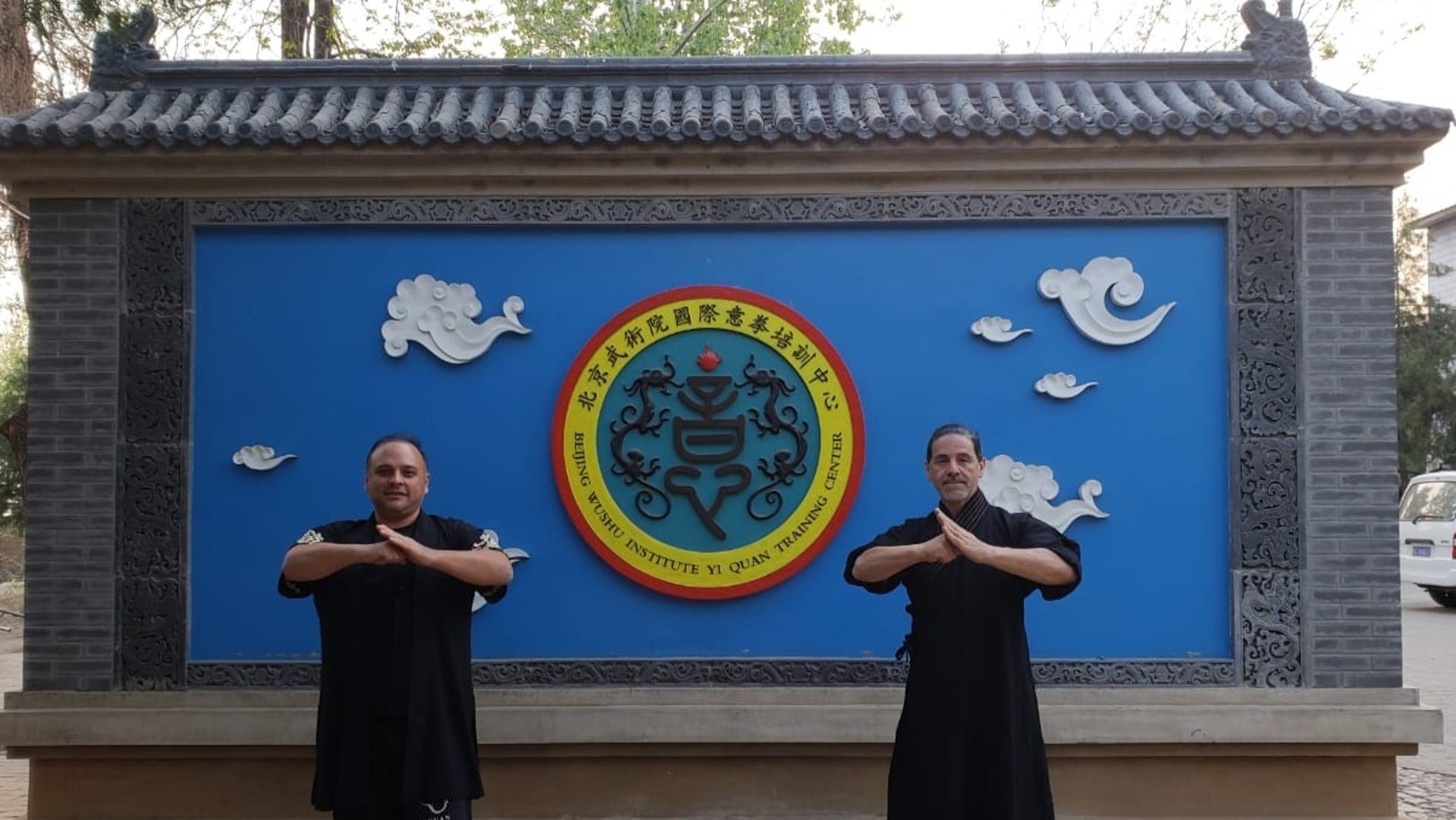 black and brown leather padded tub sofa