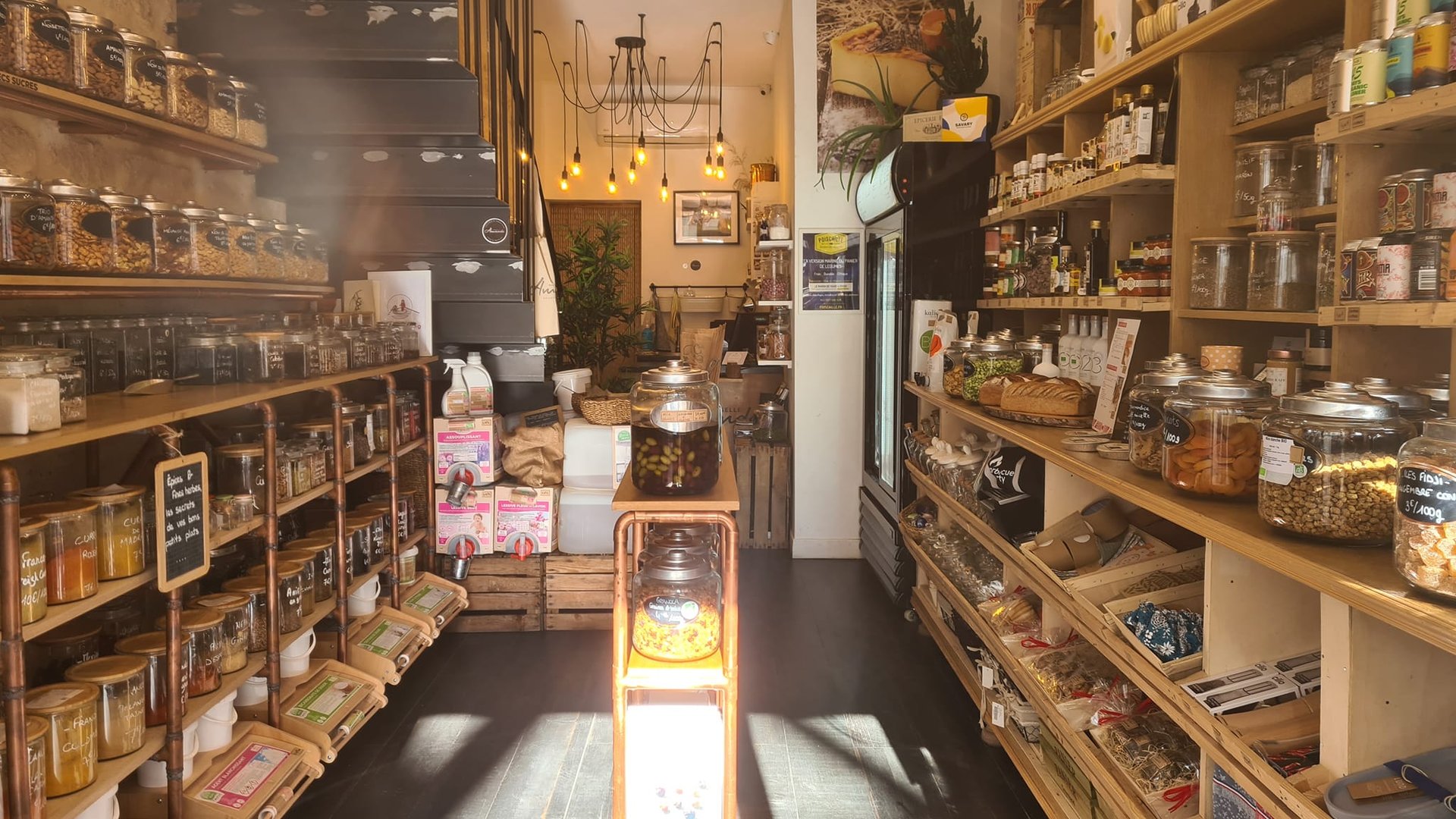 a store filled with lots of fruits and vegetables