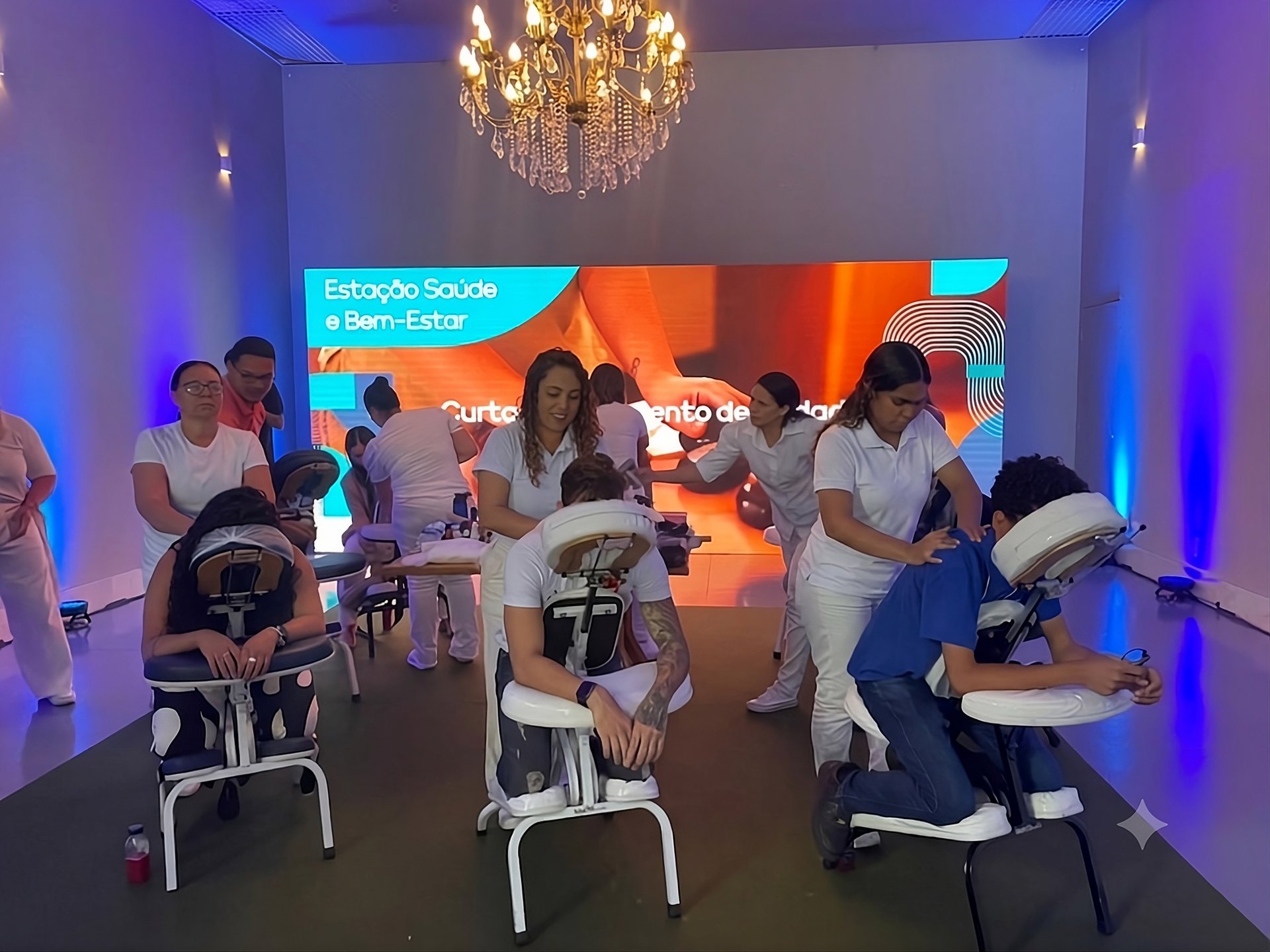 Jaque Equipe Especialistas em Quick Massage para empresas e eventos