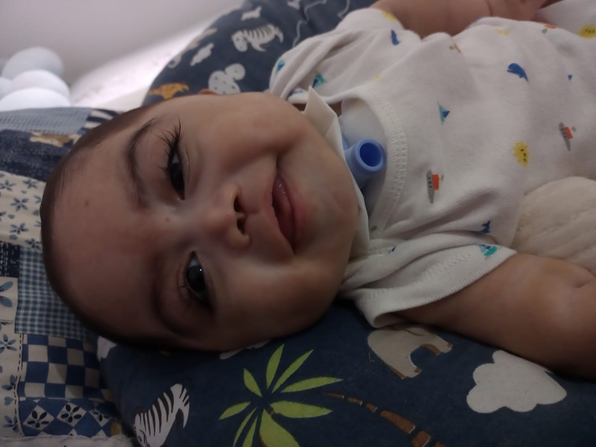 black and white bed linen