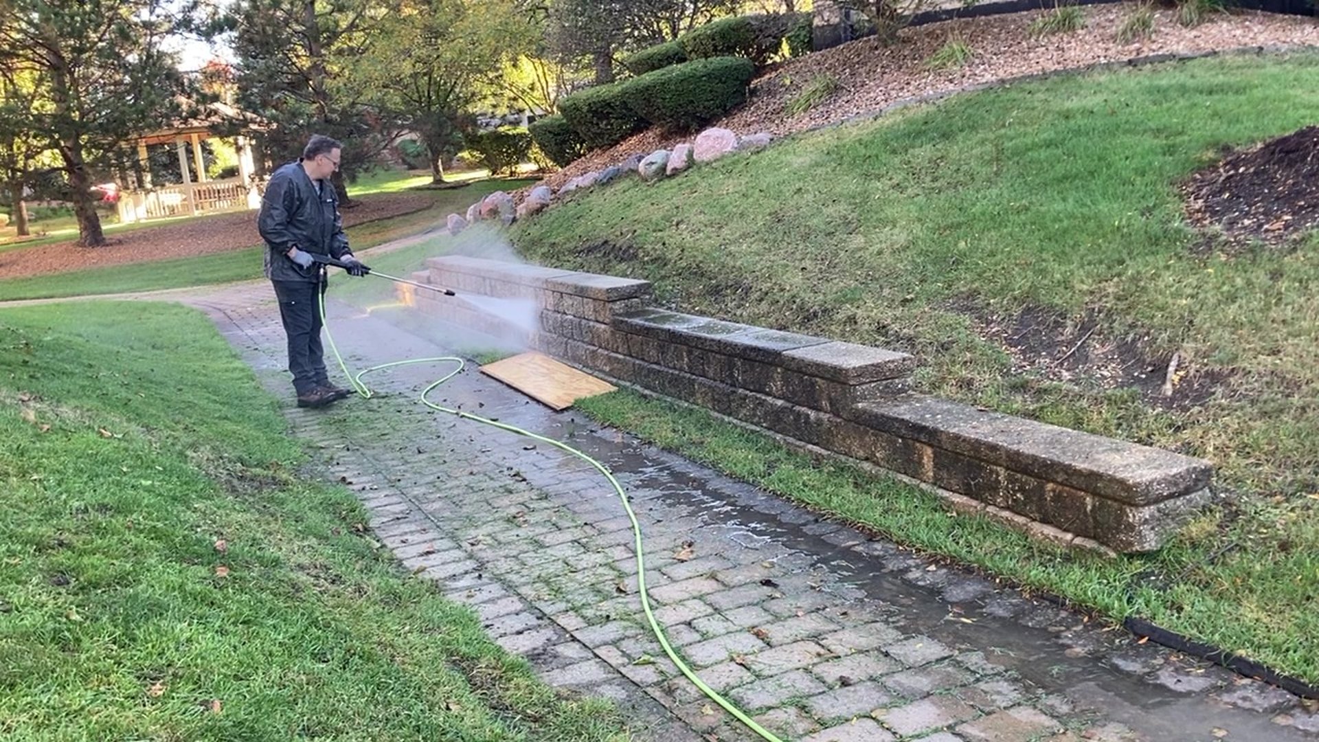 an abstract photo of a curved building with a blue sky in the background