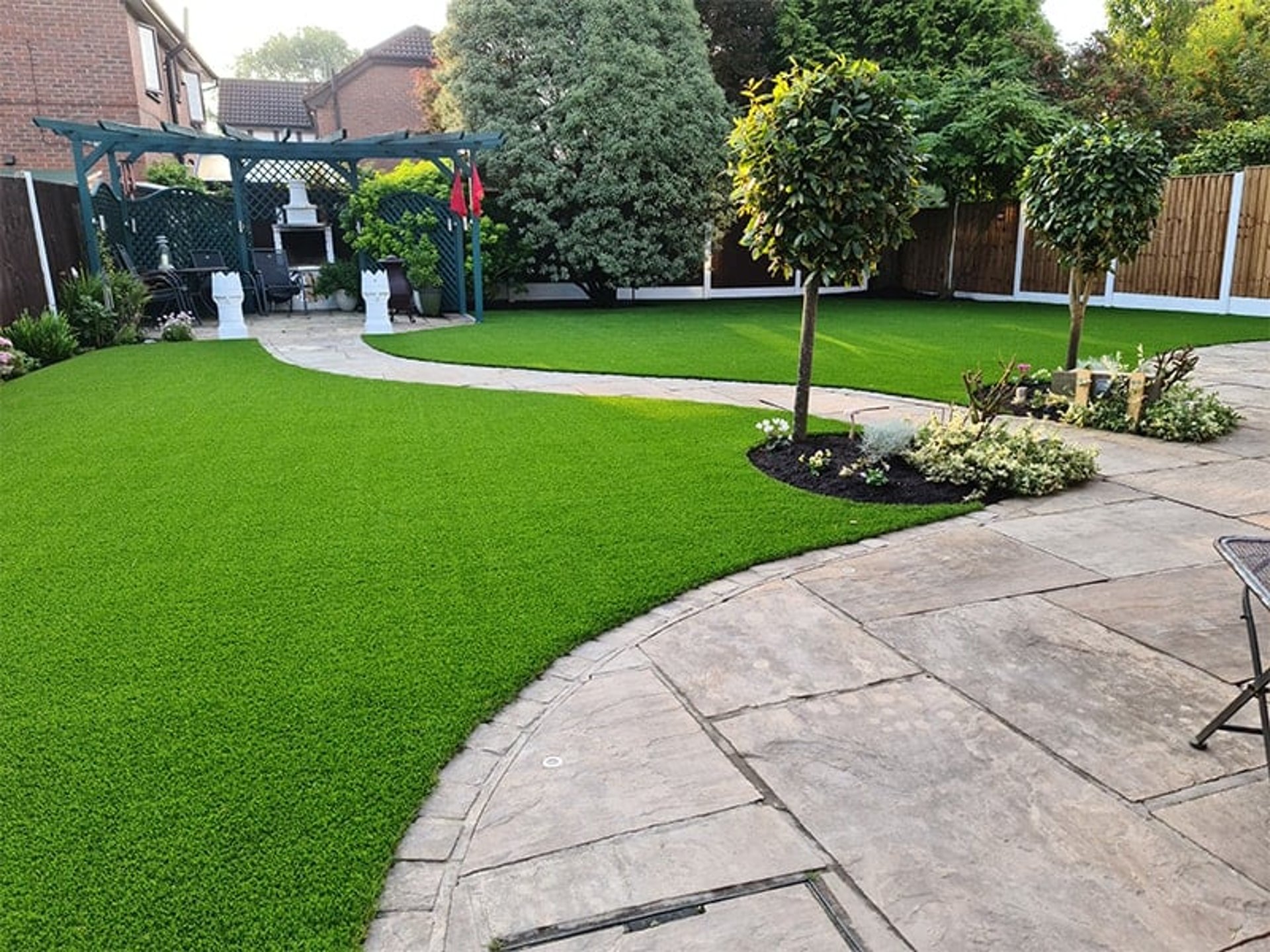 Pet-safe synthetic turf laid in Atherton residential yard