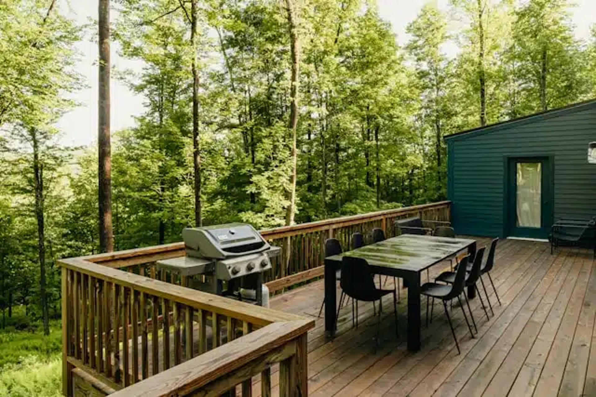deck builder near me for custom outdoor spaces