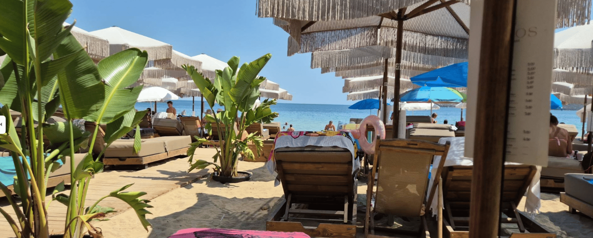 black and white bed linen