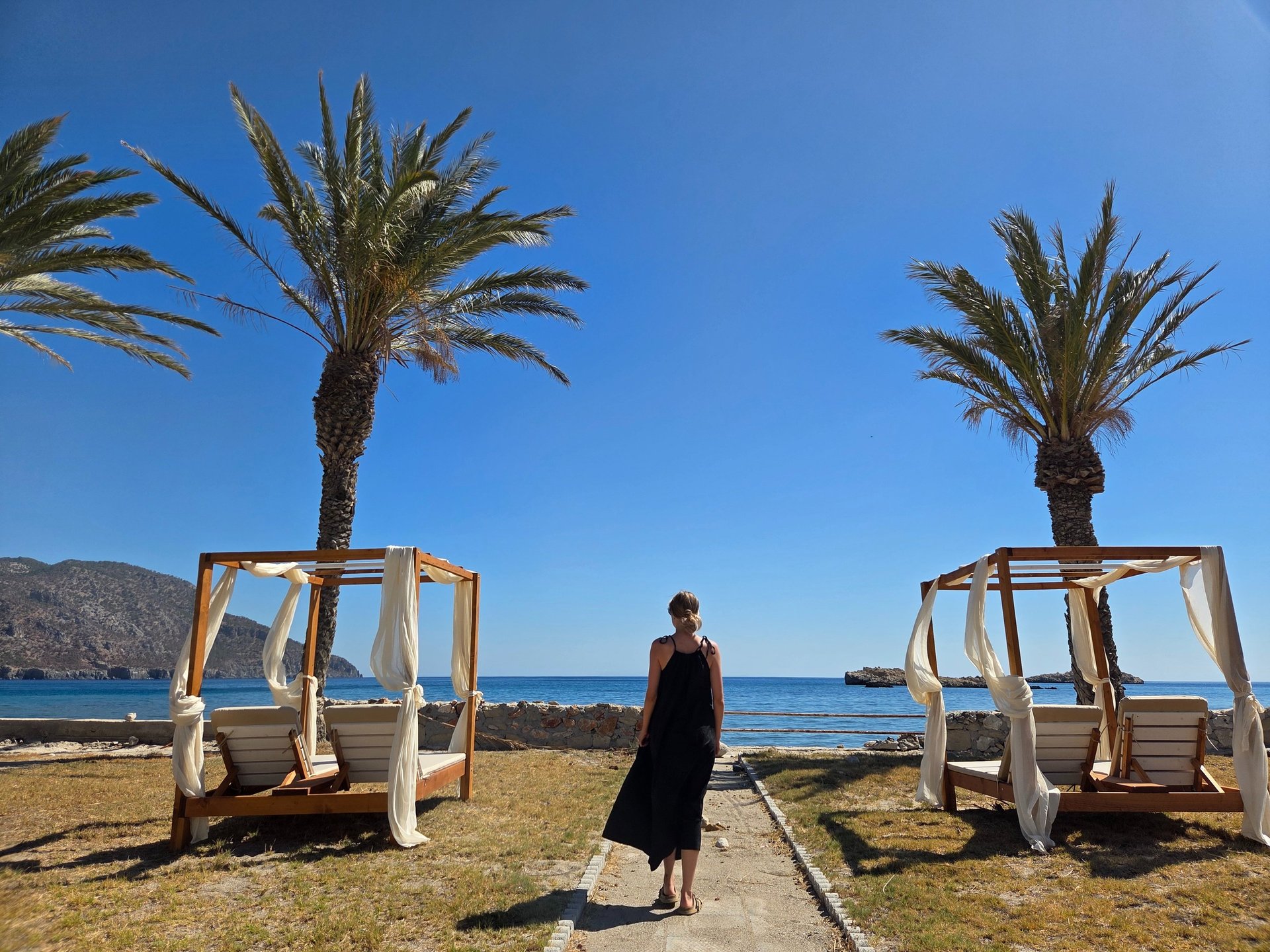 black blue and yellow textile