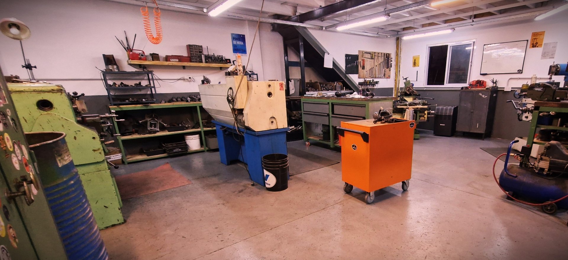 black and brown leather padded tub sofa