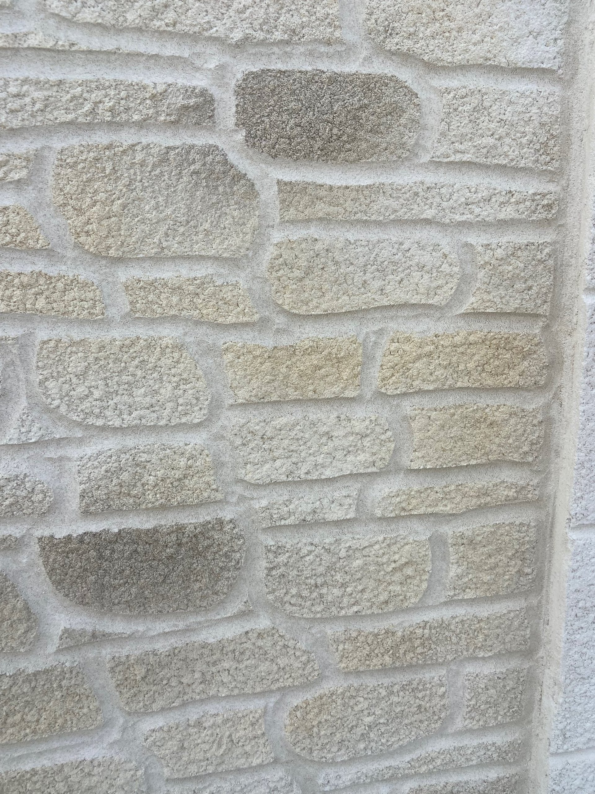 gray computer monitor